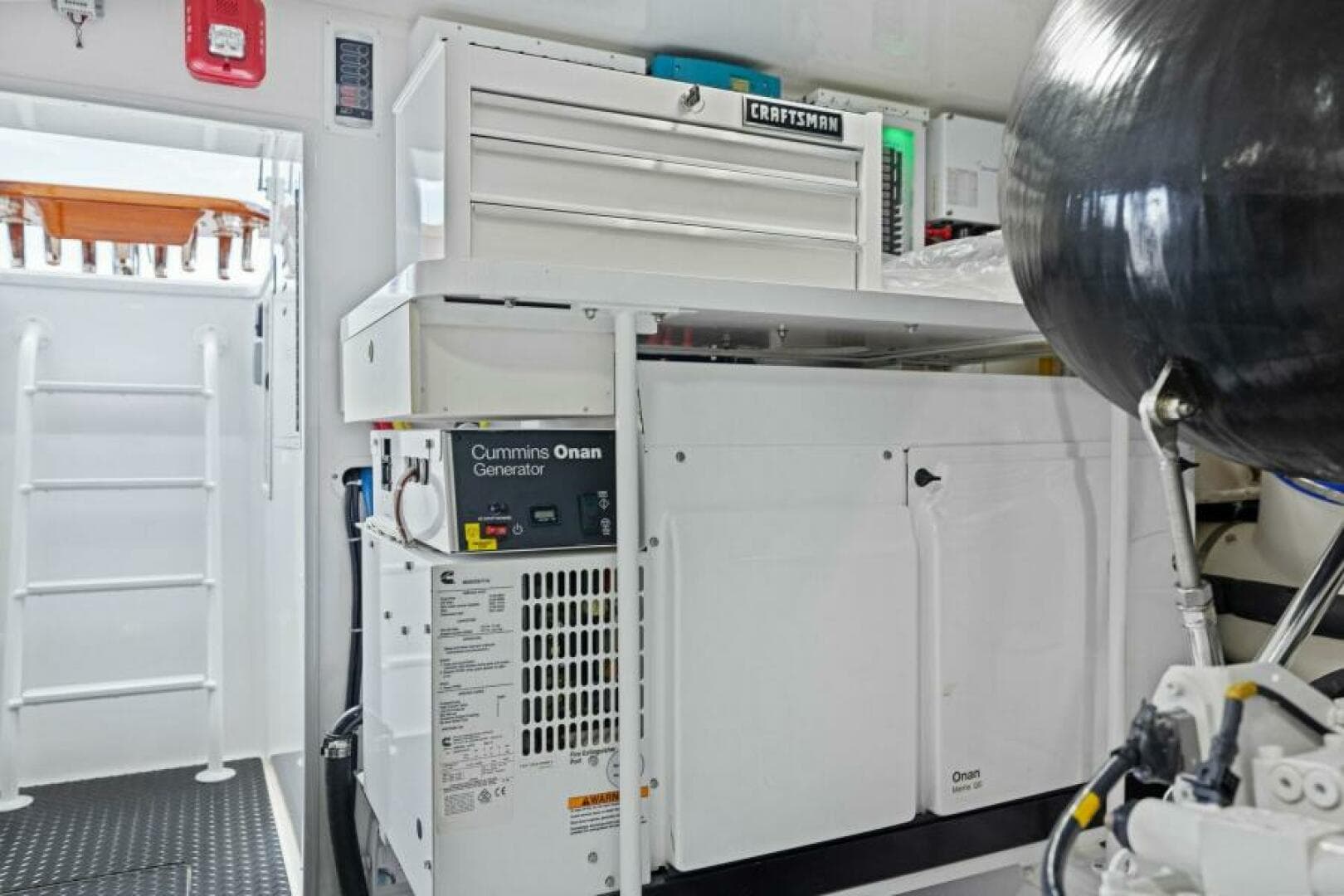 2021 Viking 68 Convertible — photo 79