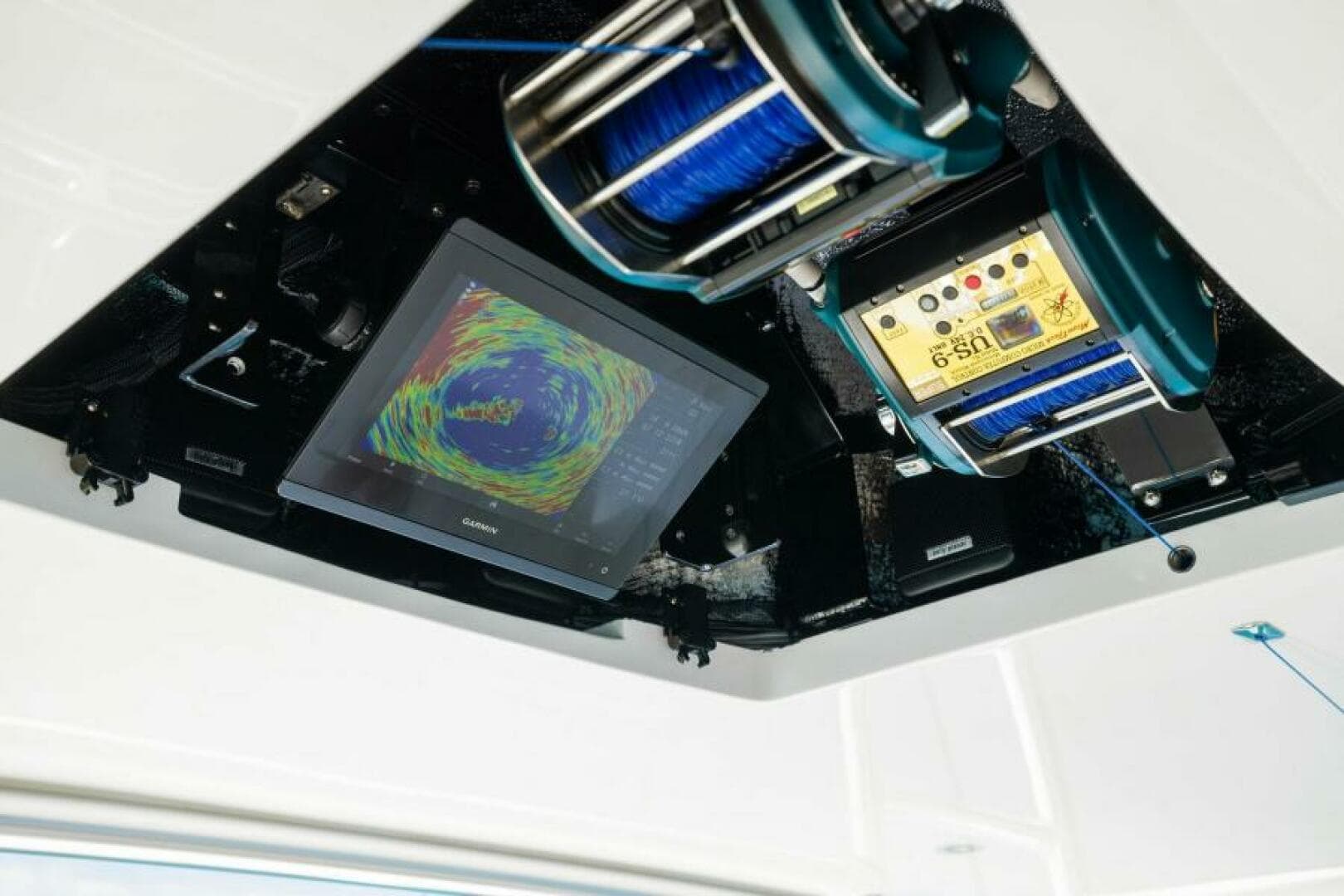 2021 Viking 68 Convertible — photo 68