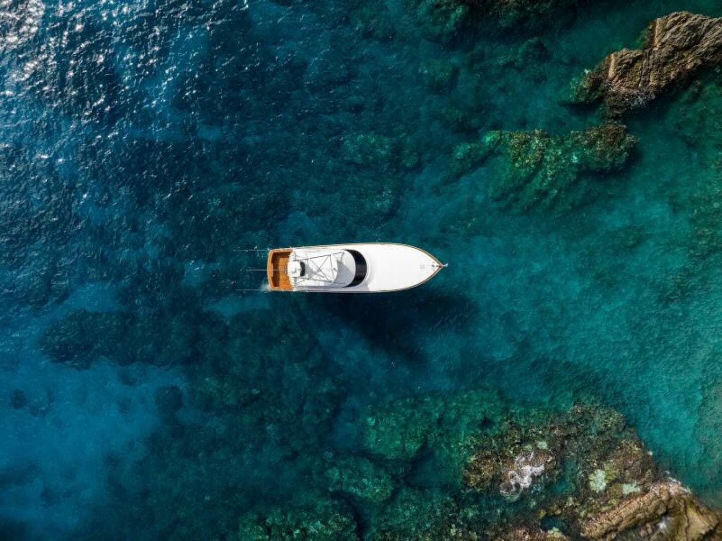 2021 Viking 68 Convertible — photo 94