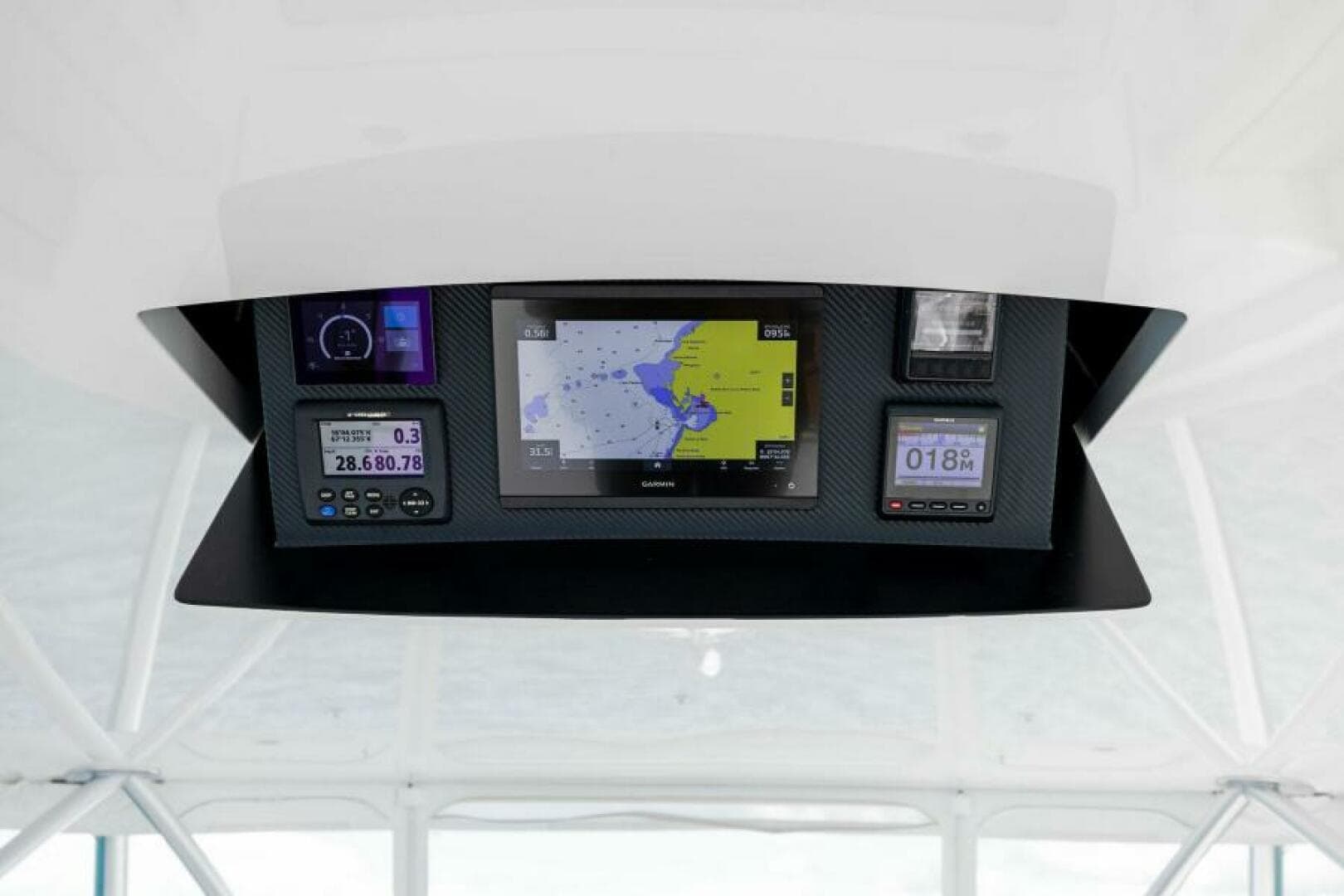 2021 Viking 68 Convertible — photo 64