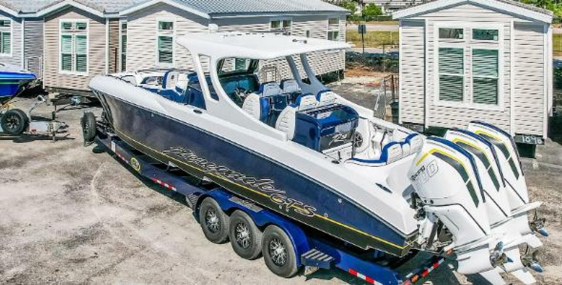 2026 Renegade 38 Gts — photo 3