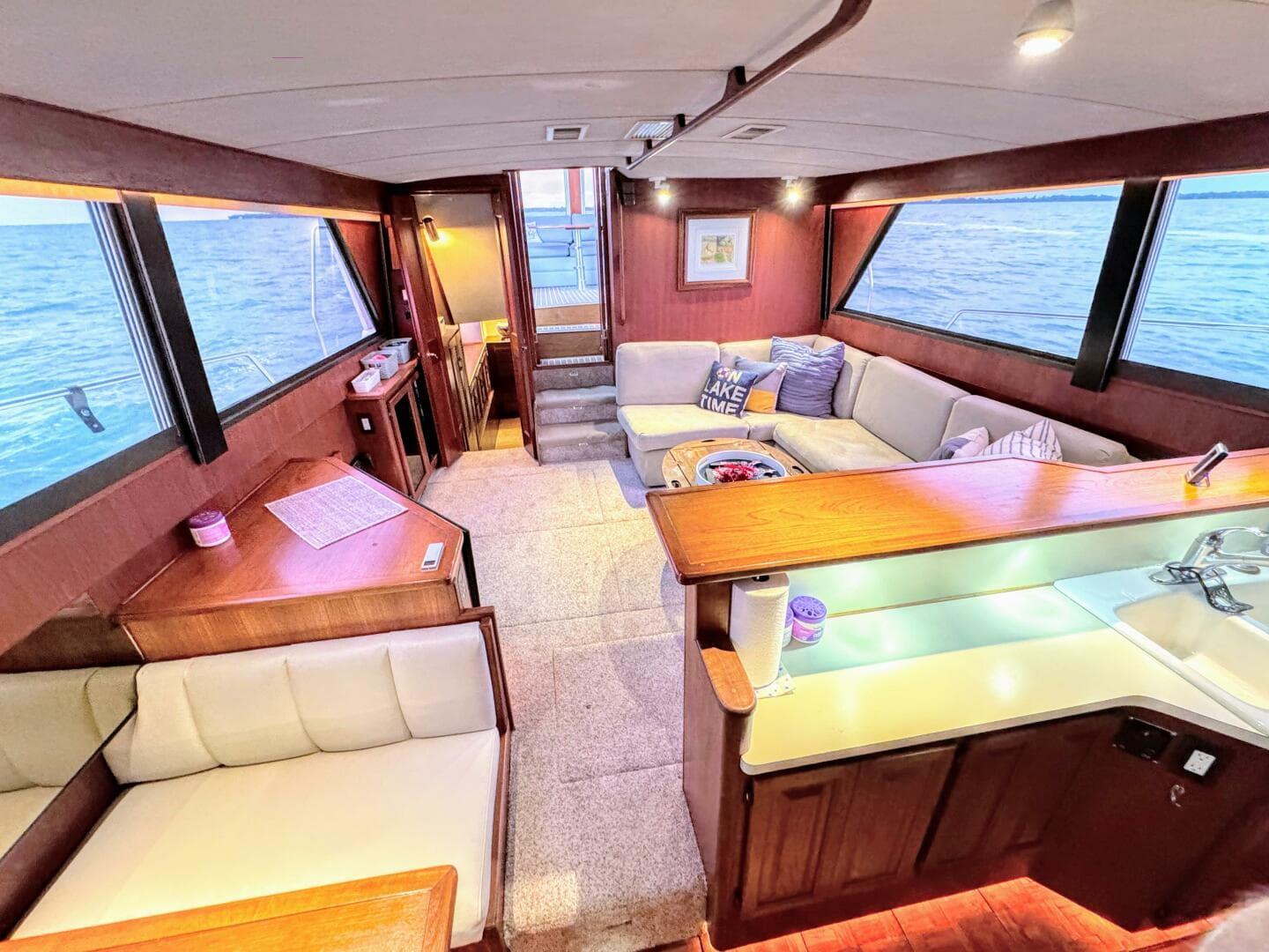 1987 Viking 48 — photo 38