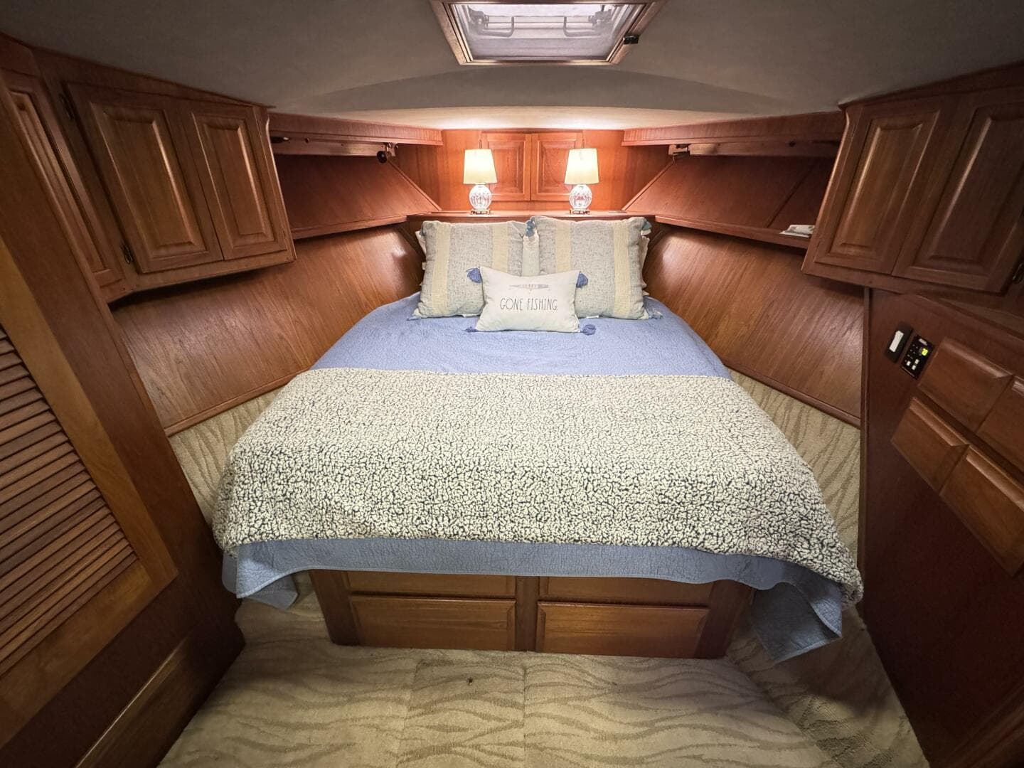 1987 Viking 48 — photo 60