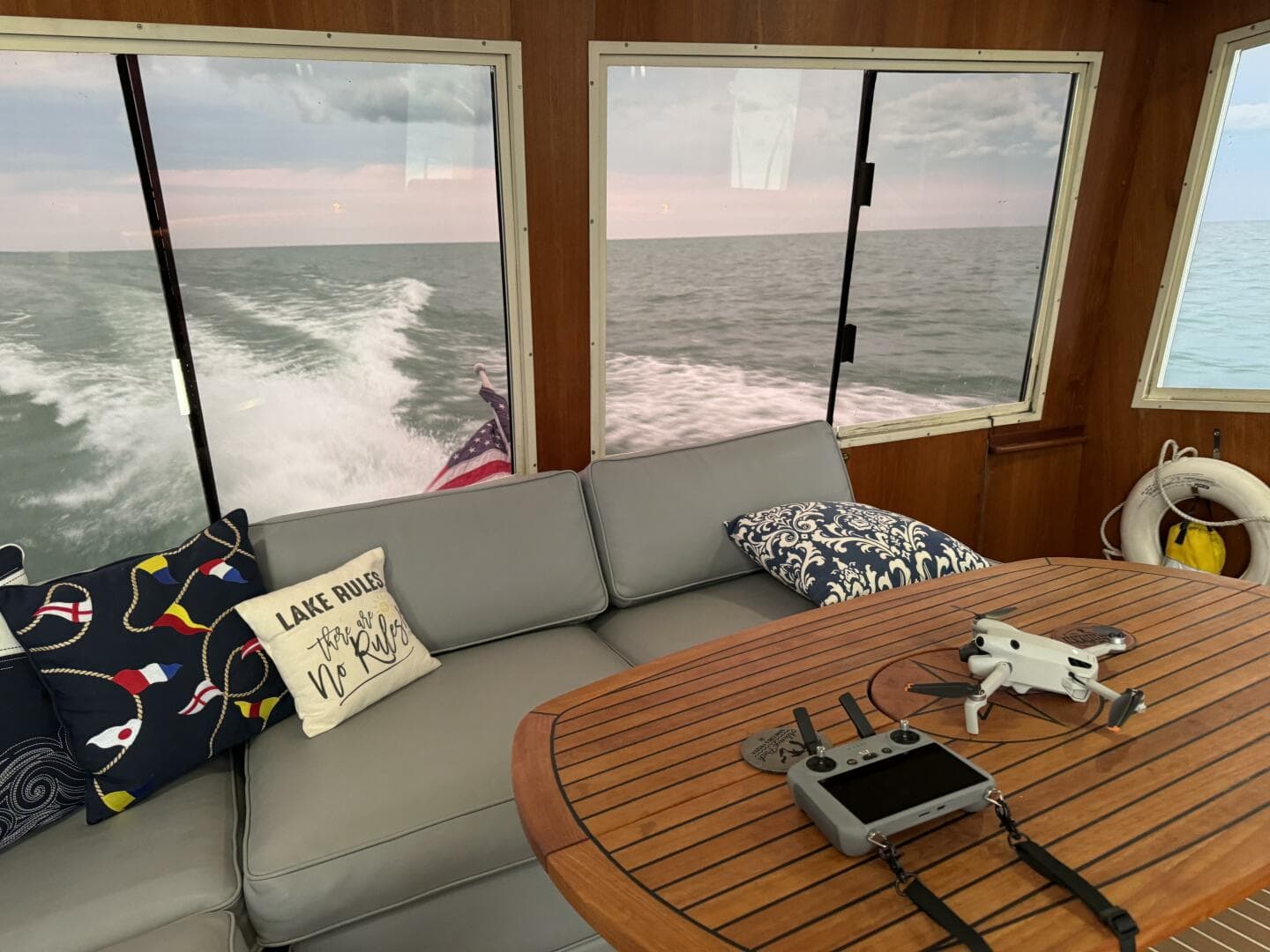 1987 Viking 48 — photo 28