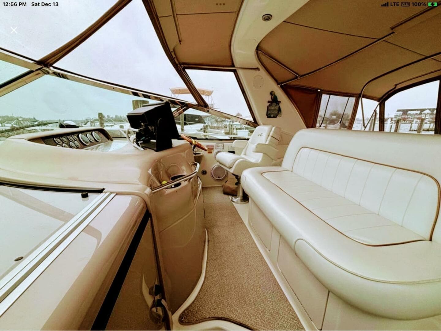 1998 Sea Ray 400 Sundancer — photo 8