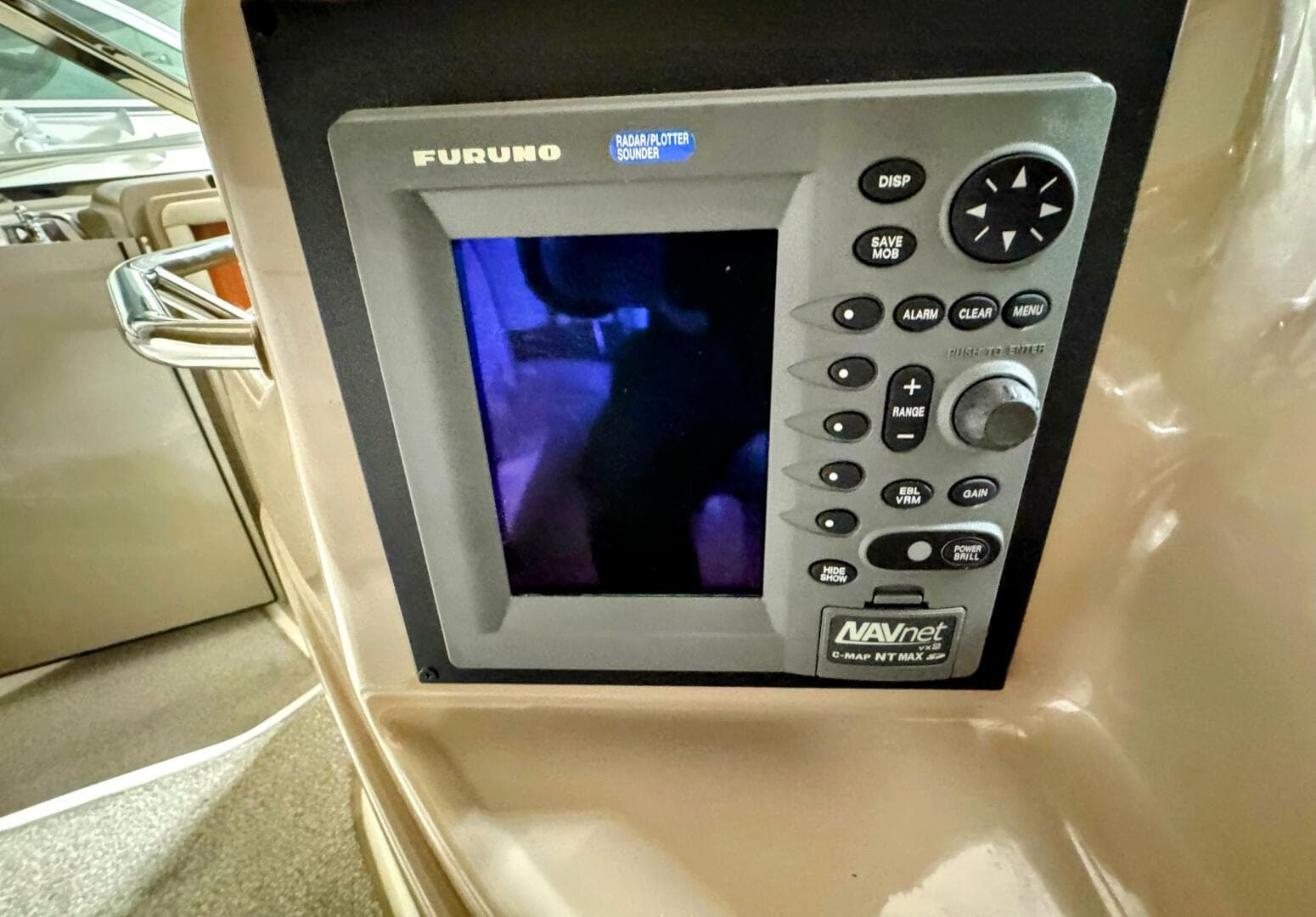 1998 Sea Ray 400 Sundancer — photo 11