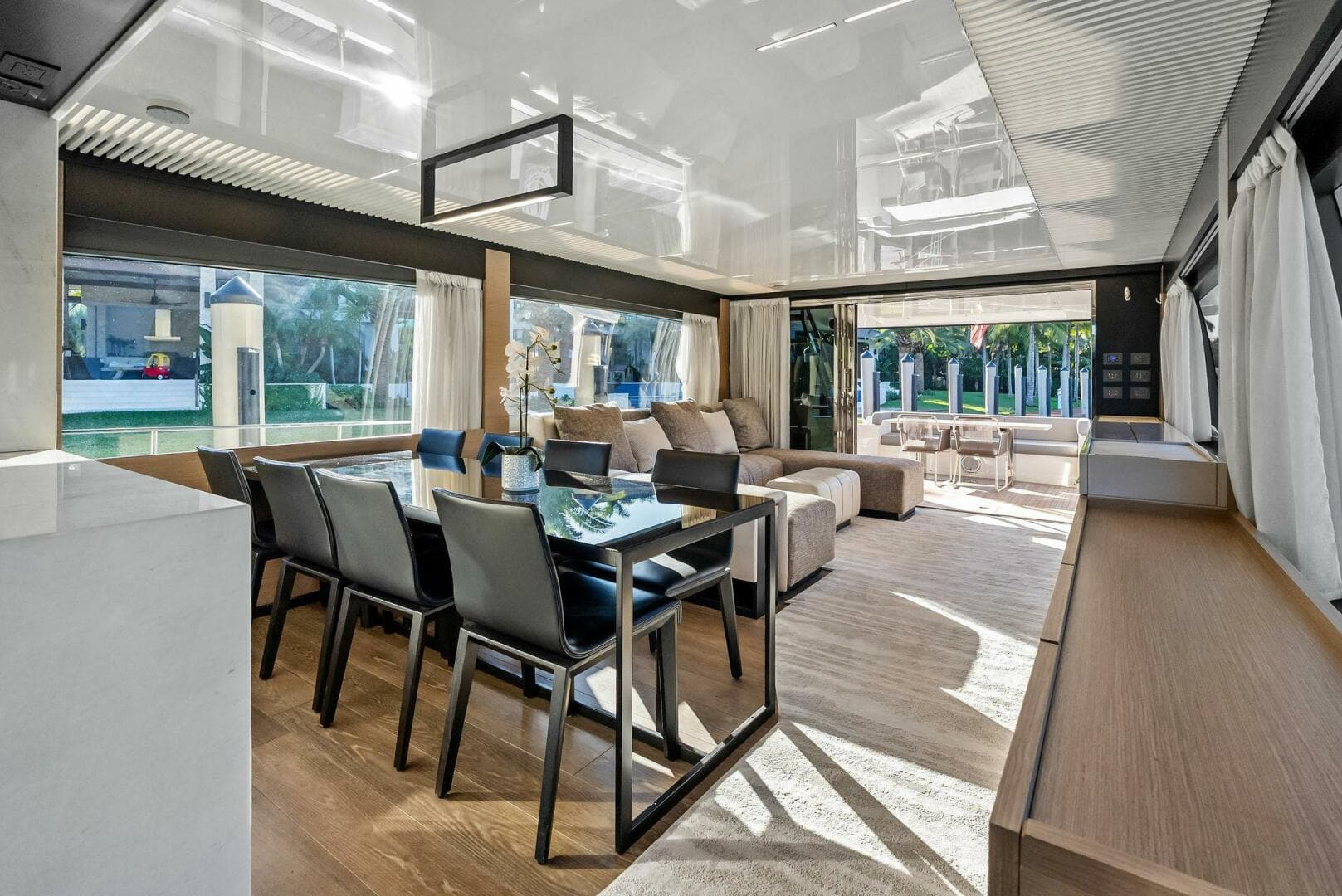 2019 Ferretti Yachts 780 — photo 30