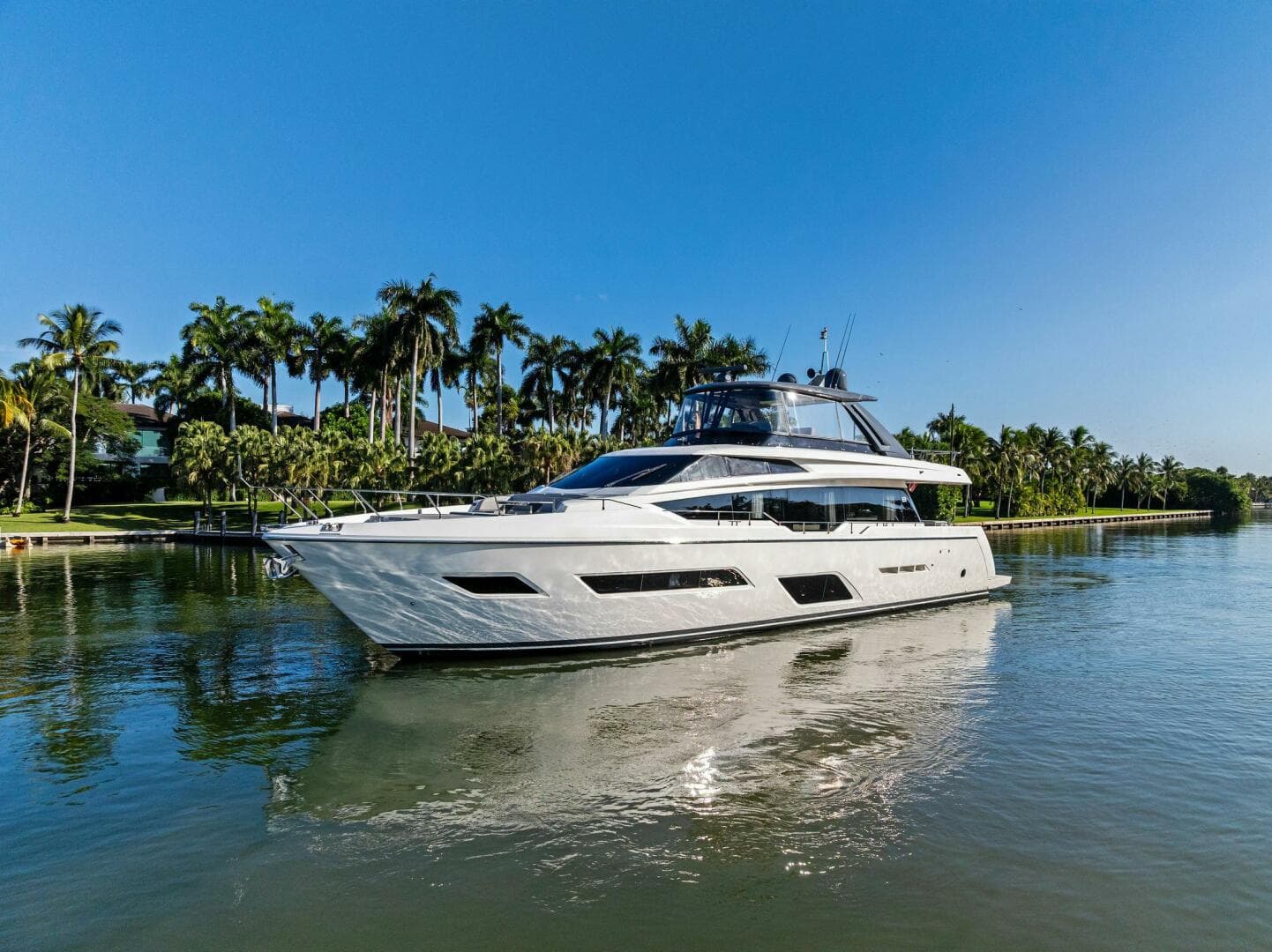 2019 Ferretti Yachts 780 — photo 3