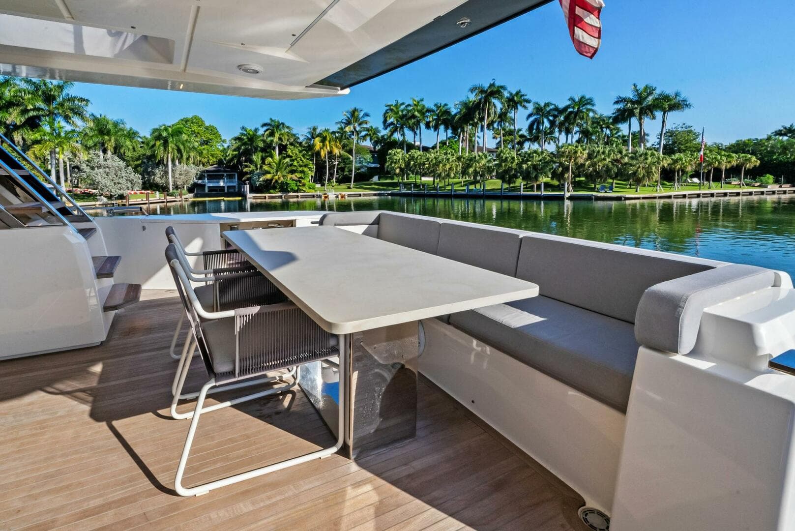 2019 Ferretti Yachts 780 — photo 10