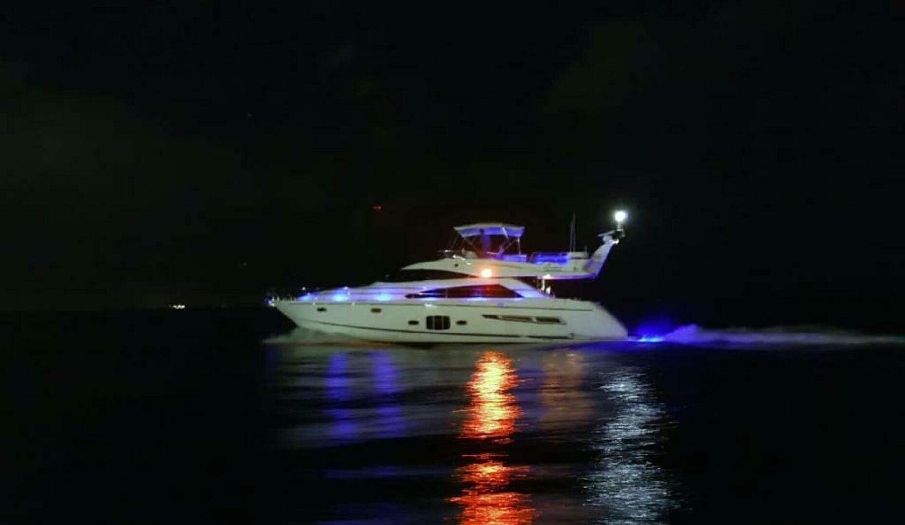 2010 Fairline Squadron 55 — photo 9