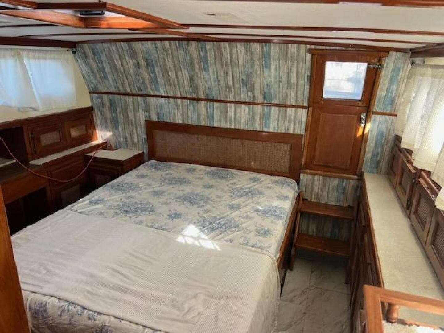 1985 Sunnfjord Trawler 42 — photo 17