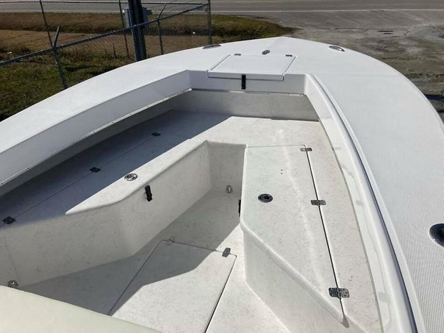 2021 Privateer 242 Wahoo — photo 14