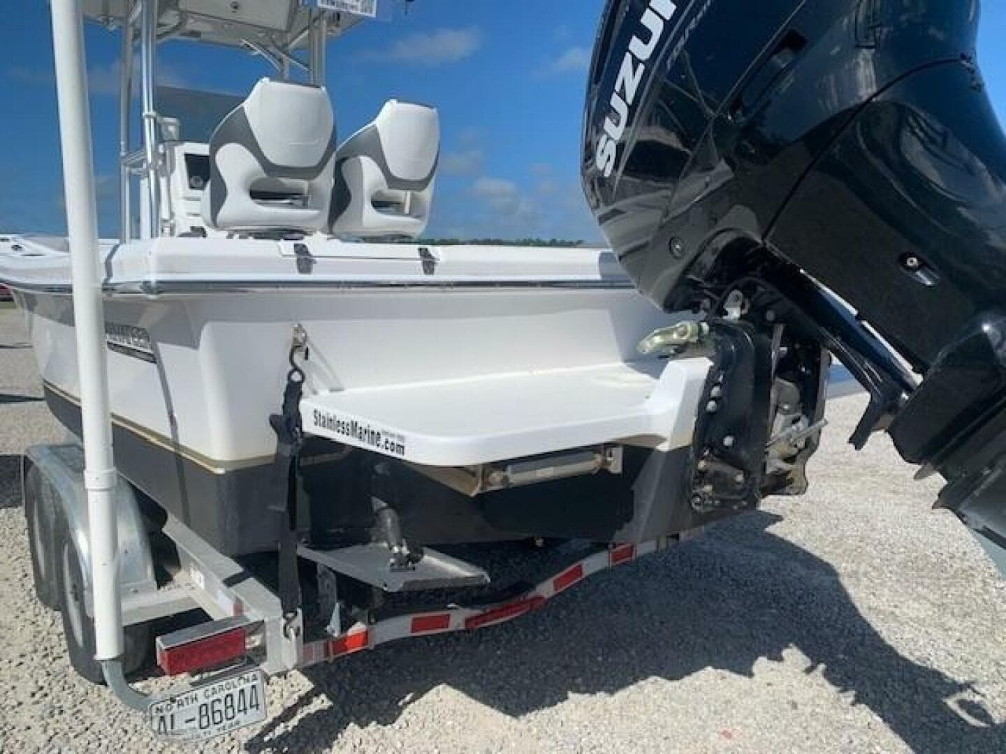 2021 Privateer 242 Wahoo — photo 30