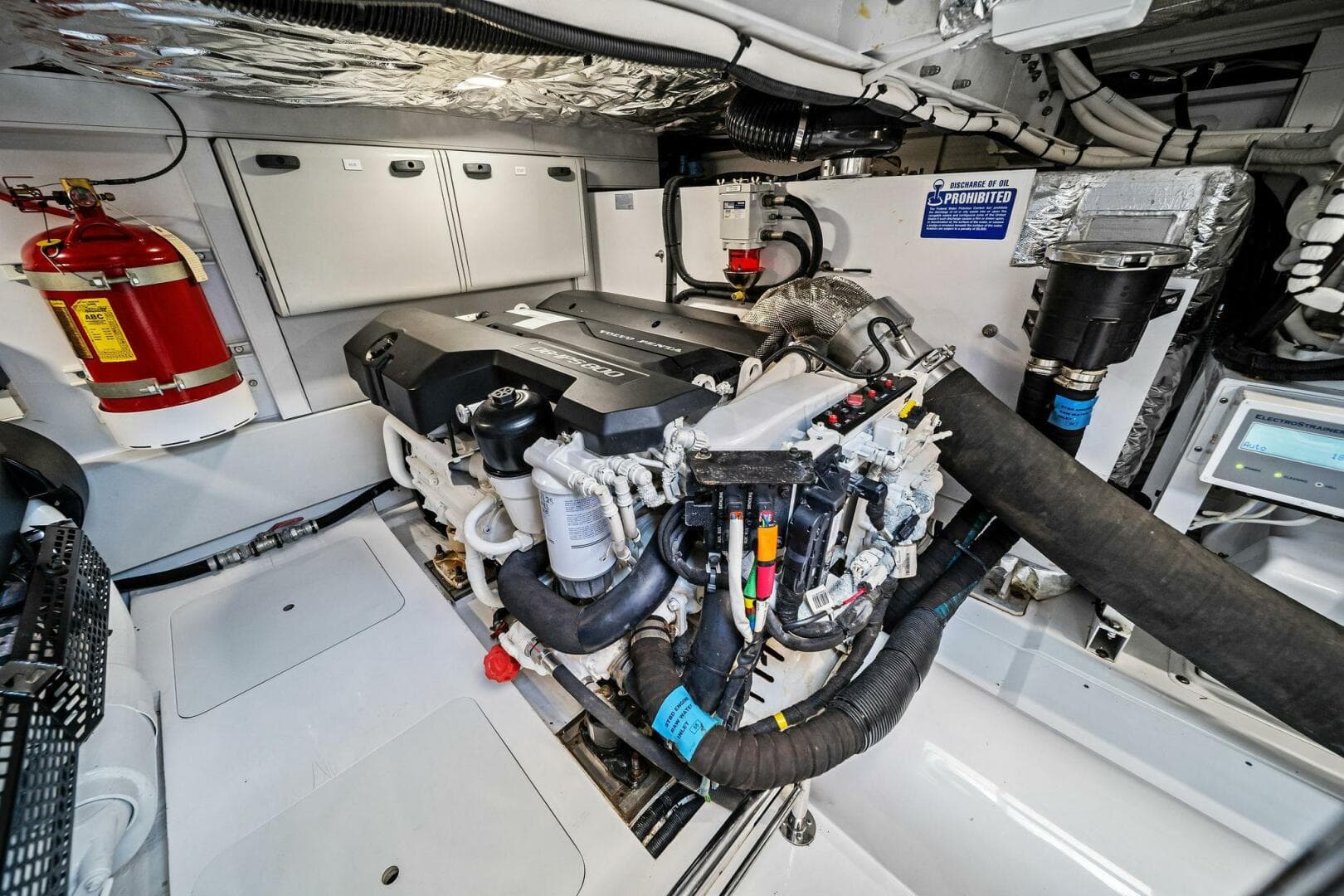 2023 Princess F50 — photo 67