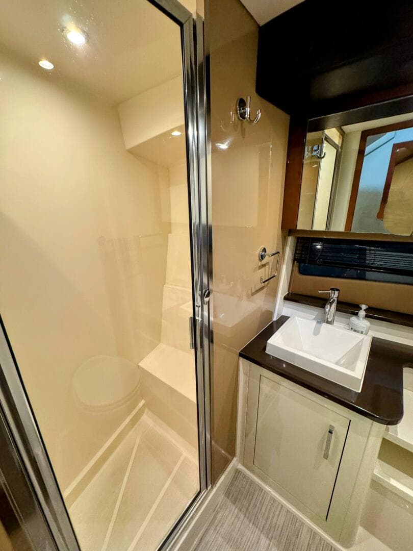 2017 Carver C37 — photo 58