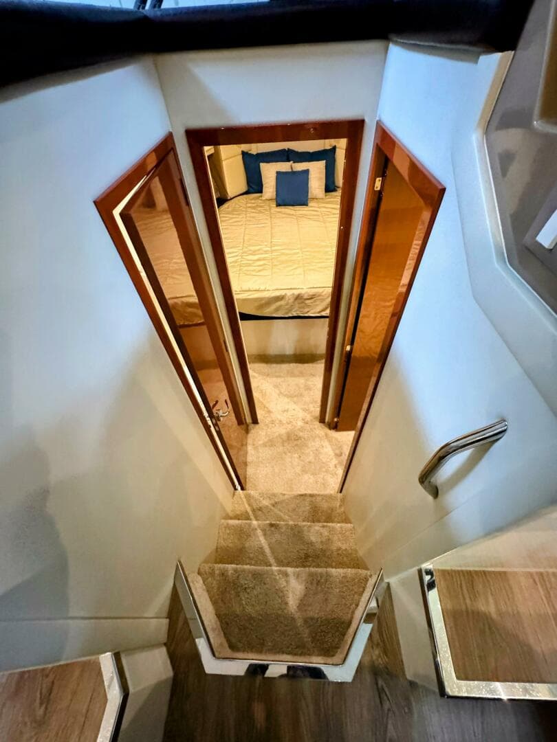 2017 Carver C37 — photo 52