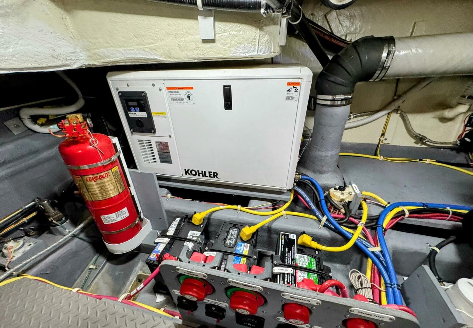 2017 Carver C37 — photo 84