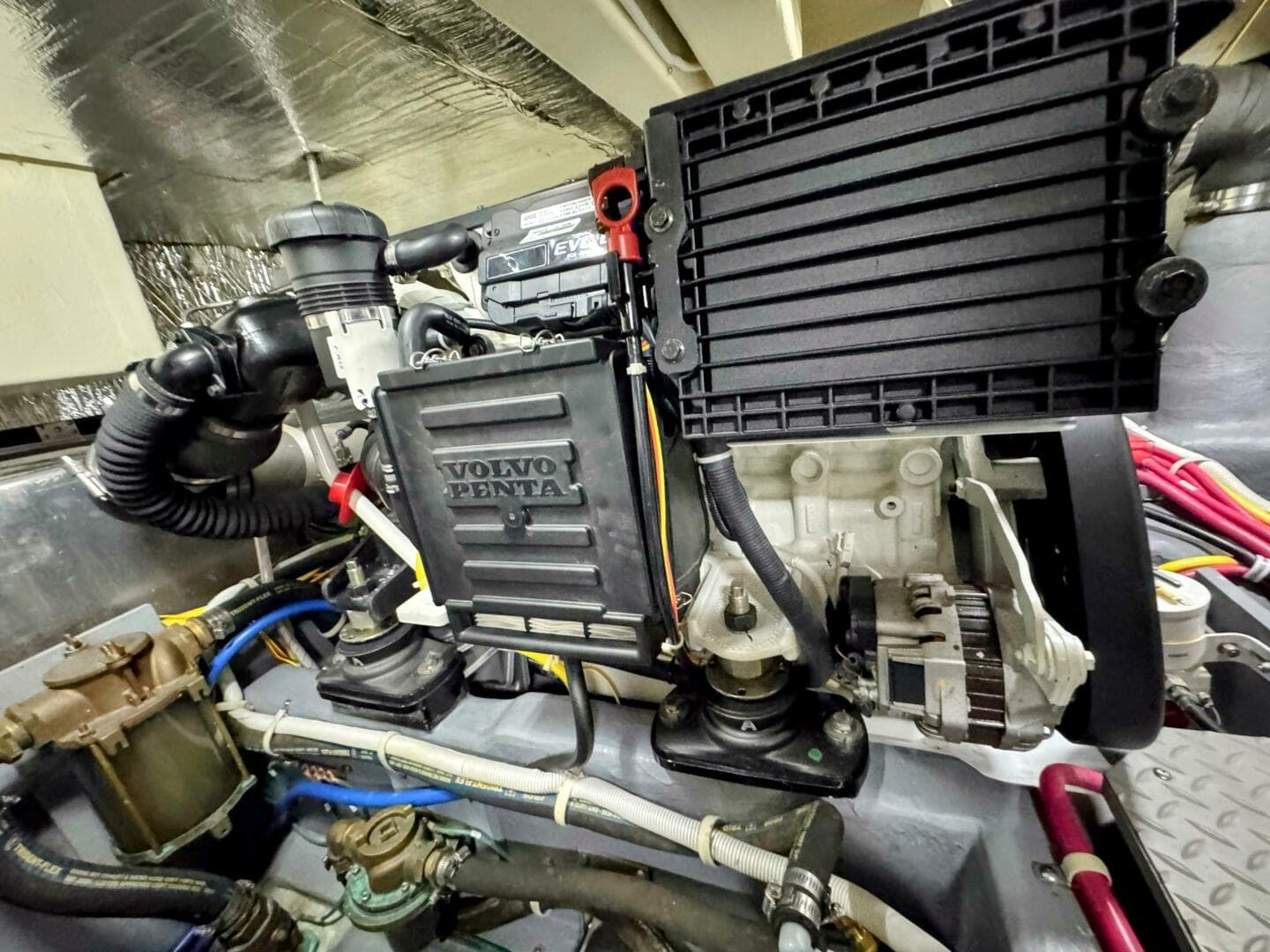 2017 Carver C37 — photo 73