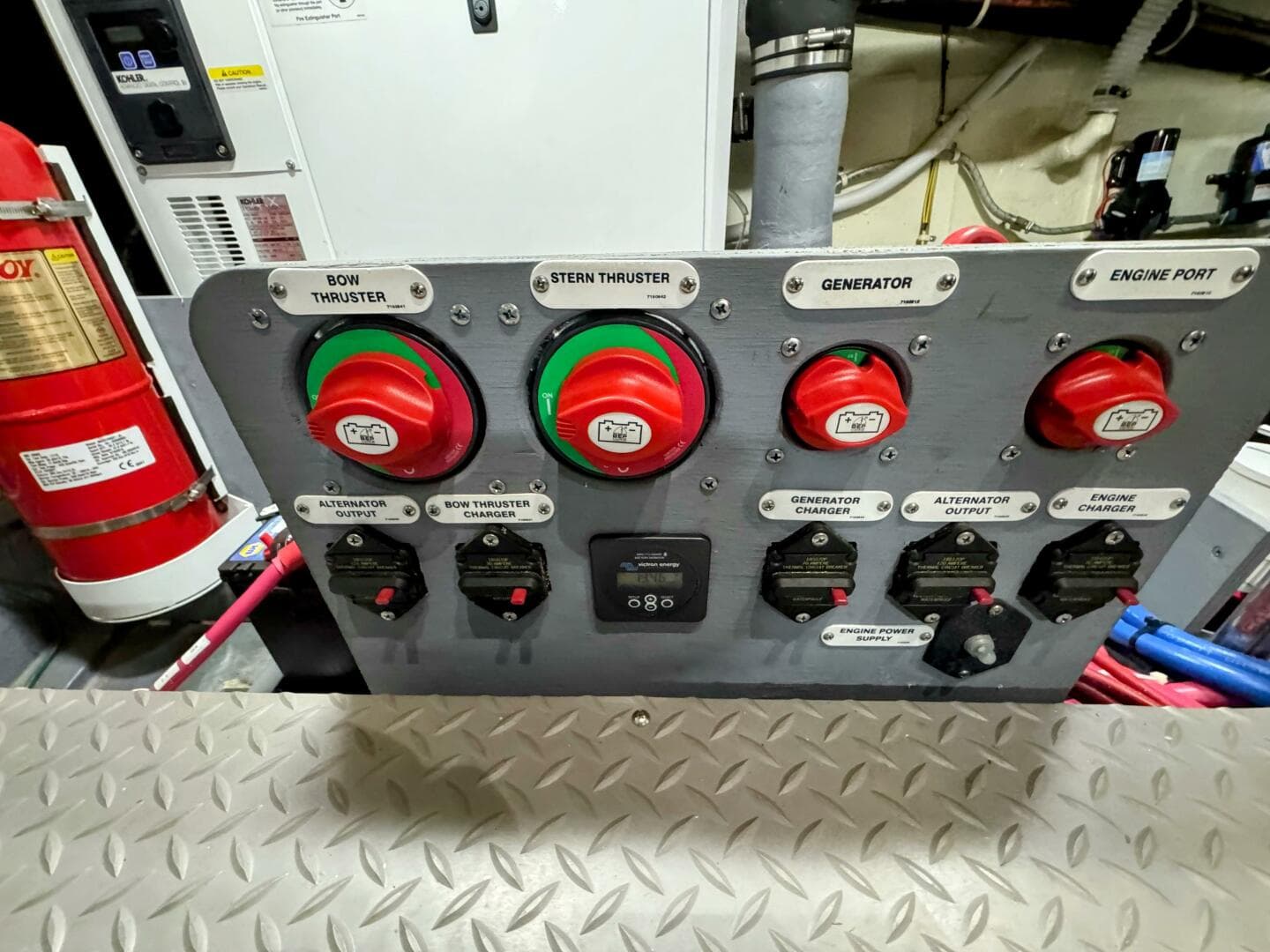 2017 Carver C37 — photo 83