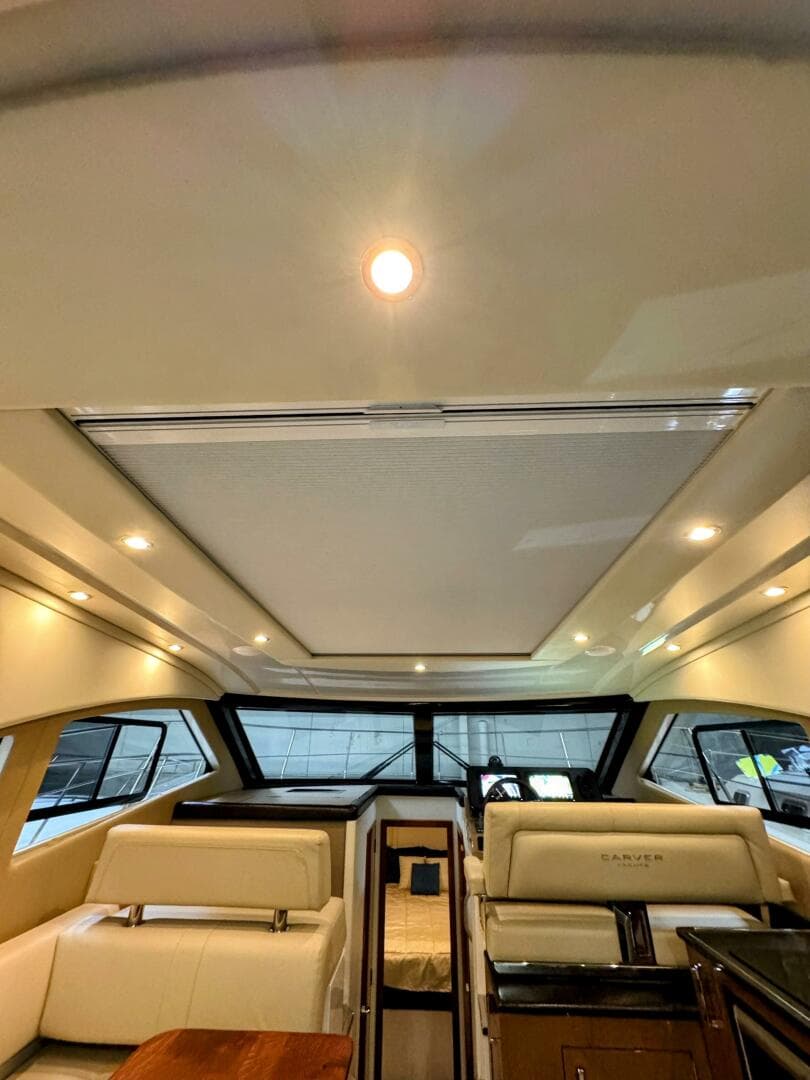 2017 Carver C37 — photo 36