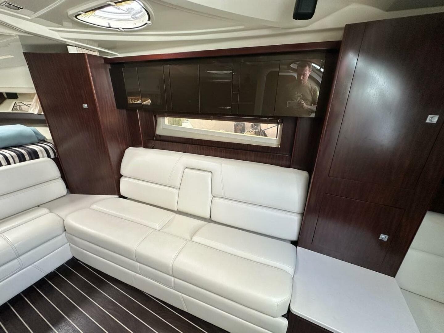 2017 Monterey 335S — photo 7