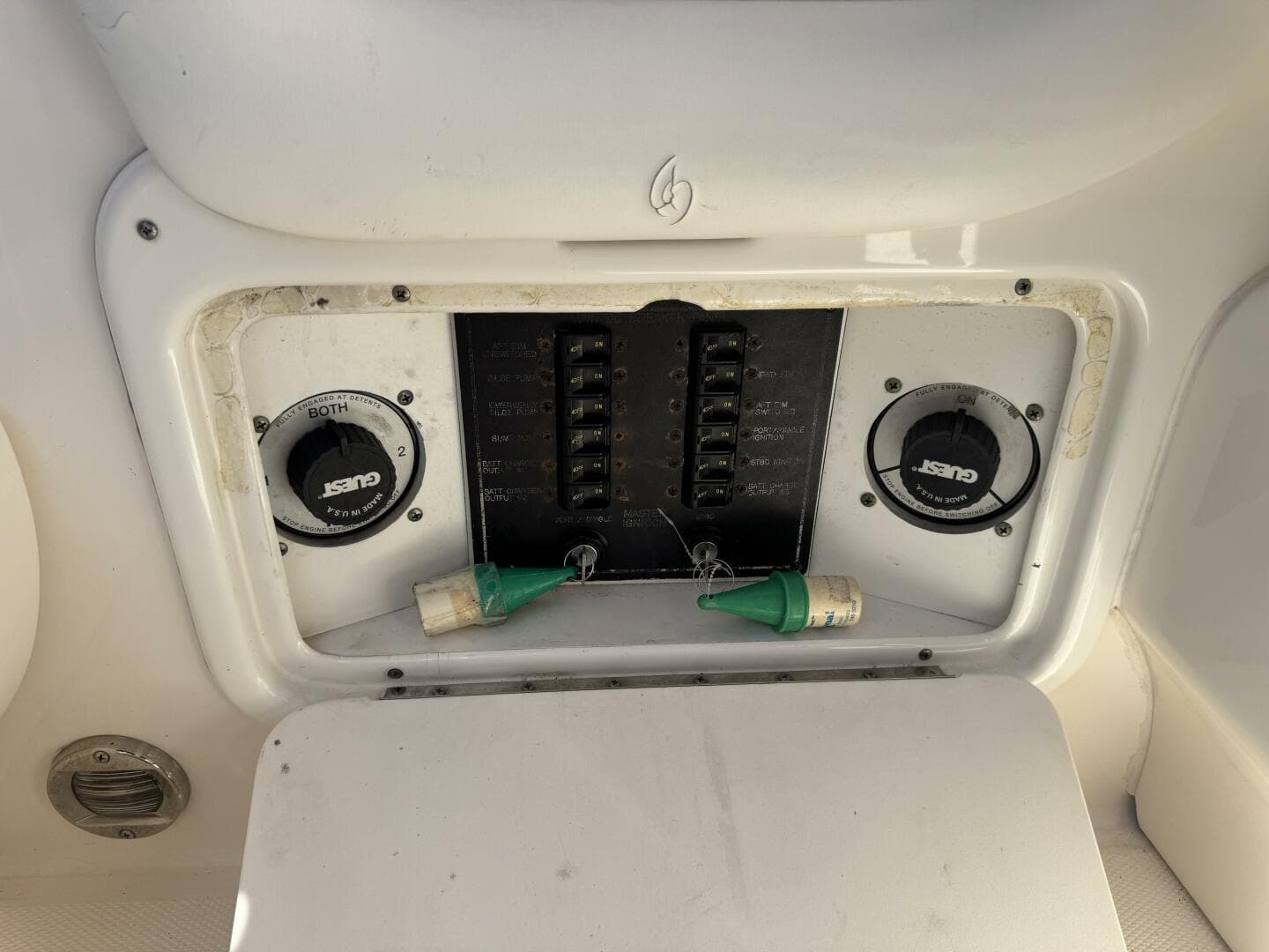 2002 Sea Ray 290 Bowrider — photo 24