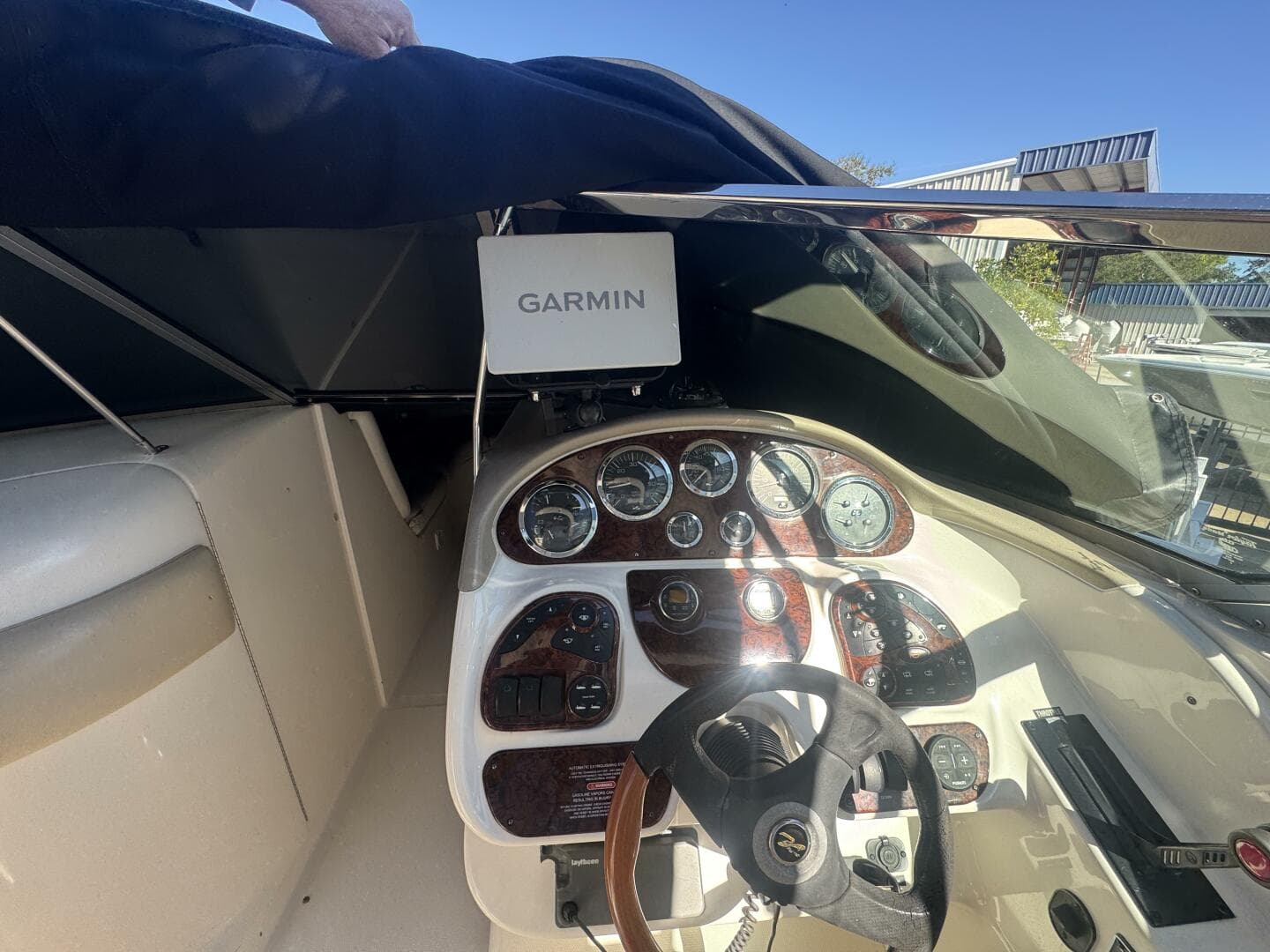 2002 Sea Ray 290 Bowrider — photo 12