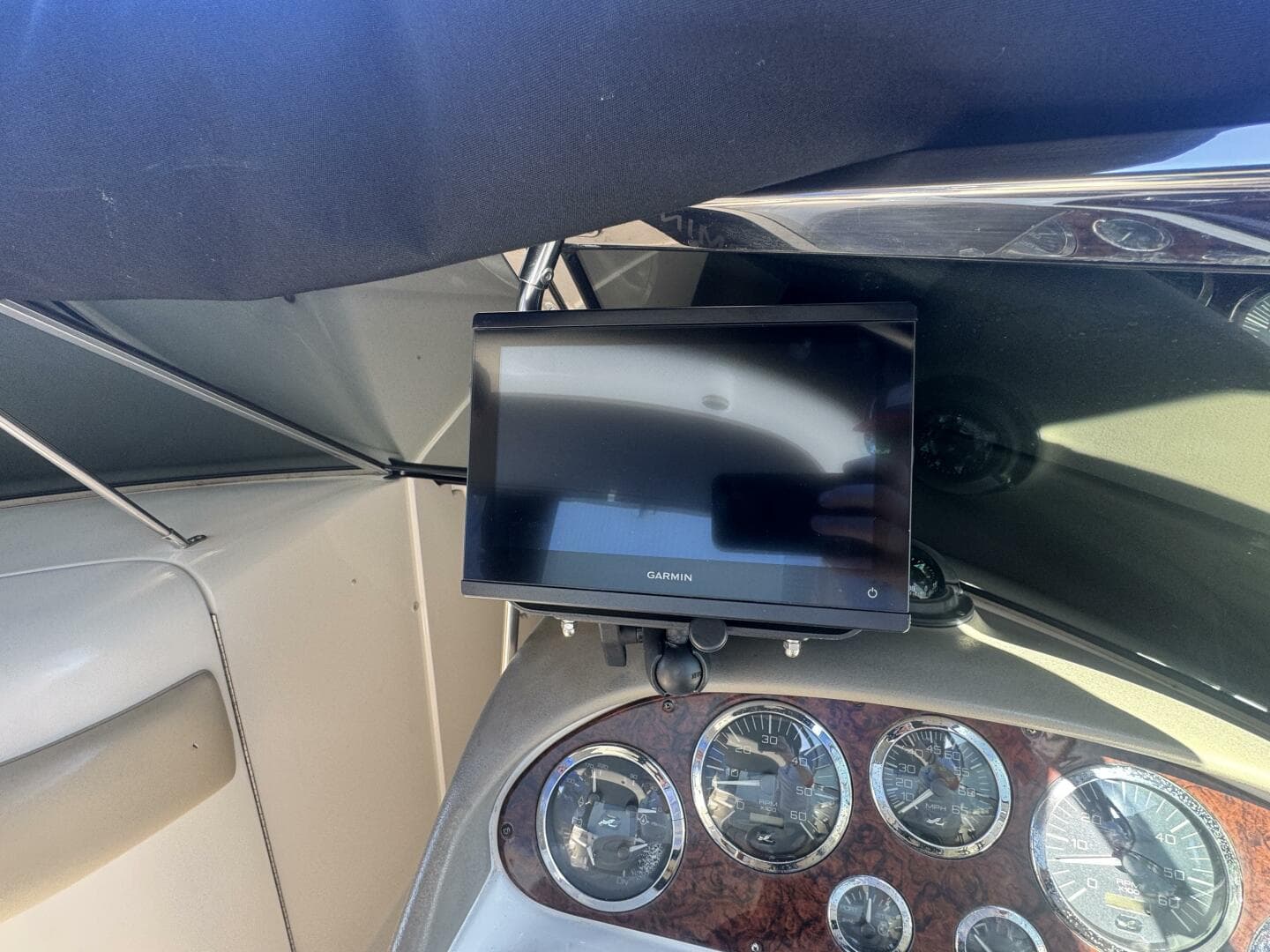 2002 Sea Ray 290 Bowrider — photo 13