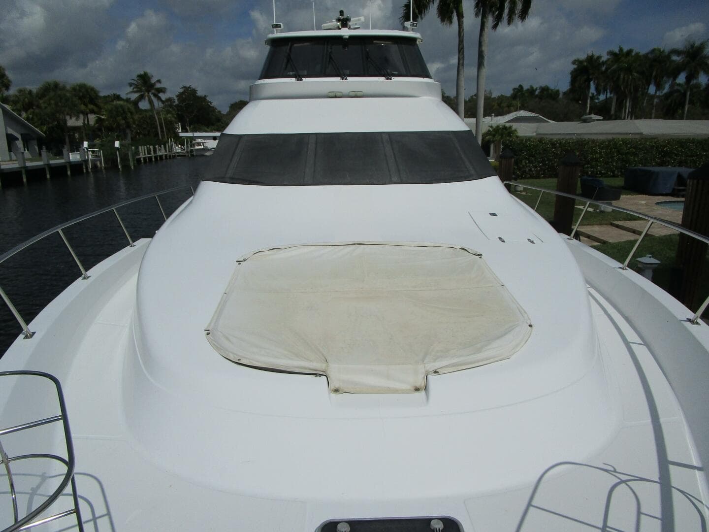 2005 Neptunus Enclosed Skylounge — photo 57