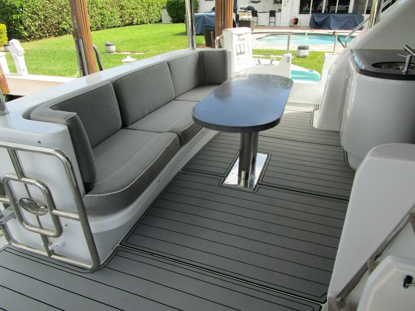 2005 Neptunus Enclosed Skylounge — photo 61