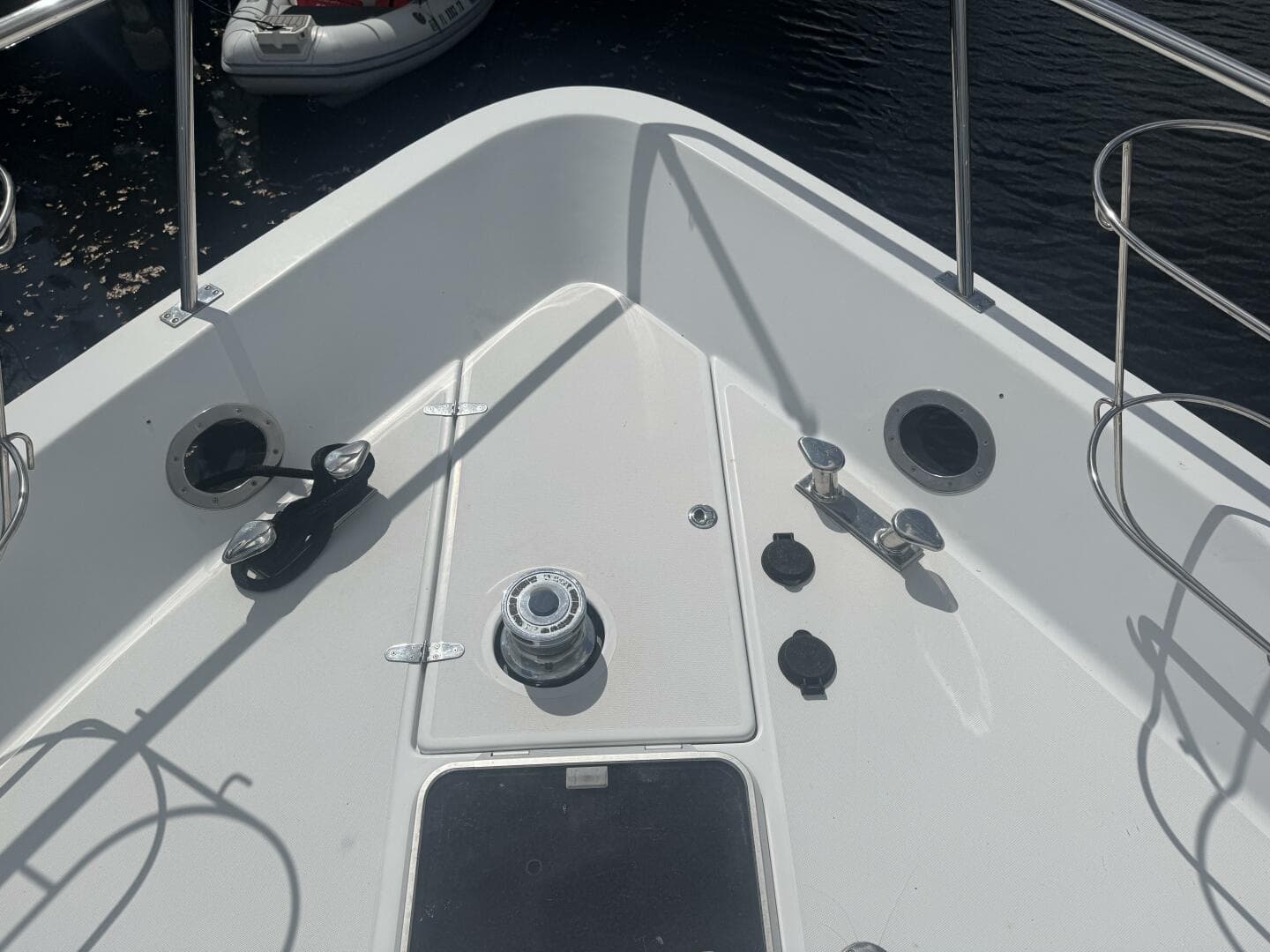 2005 Neptunus Enclosed Skylounge — photo 58