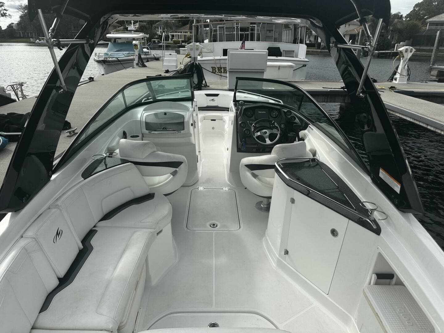 2015 Monterey 264 FS — photo 8