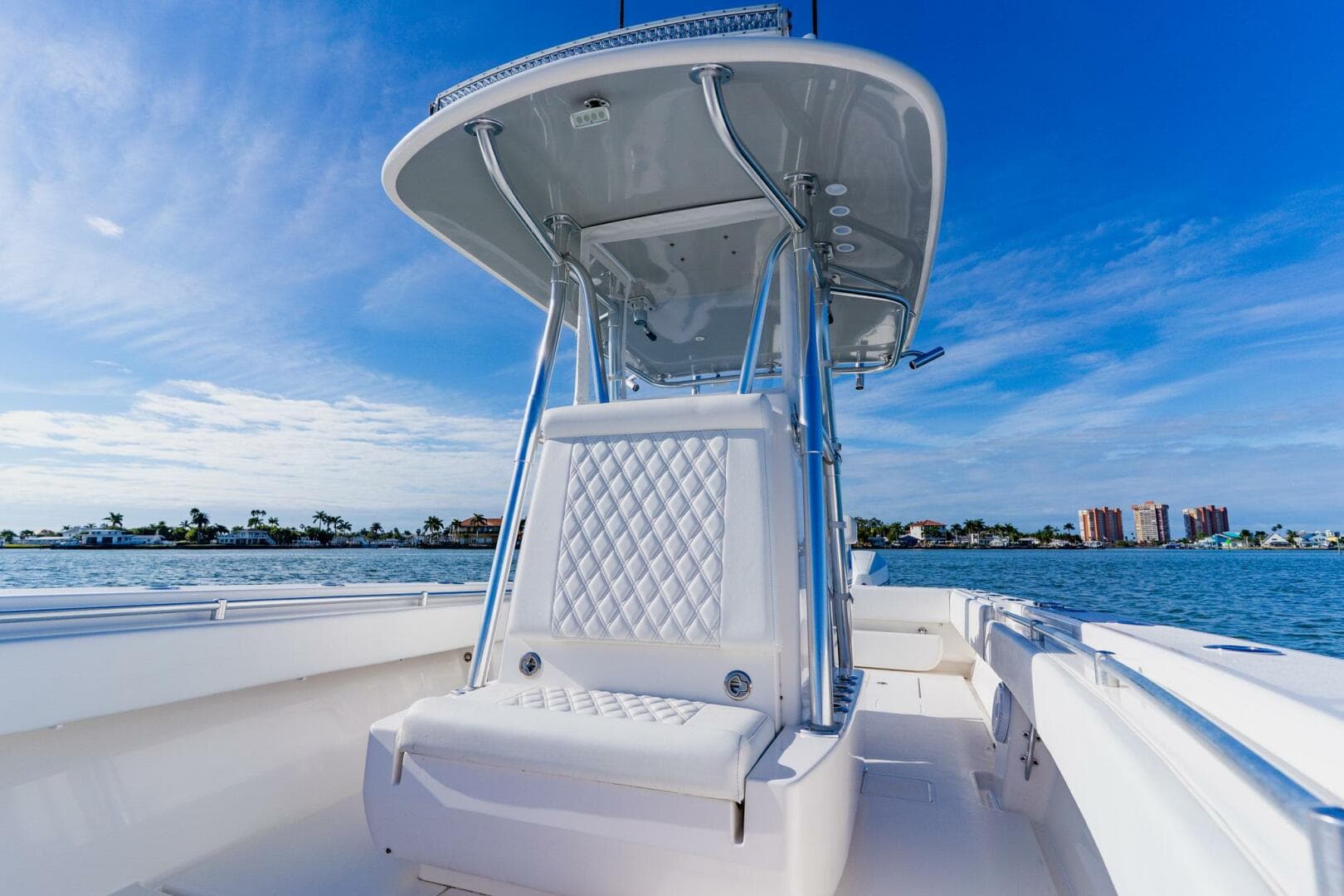 2015 Contender ST — photo 16