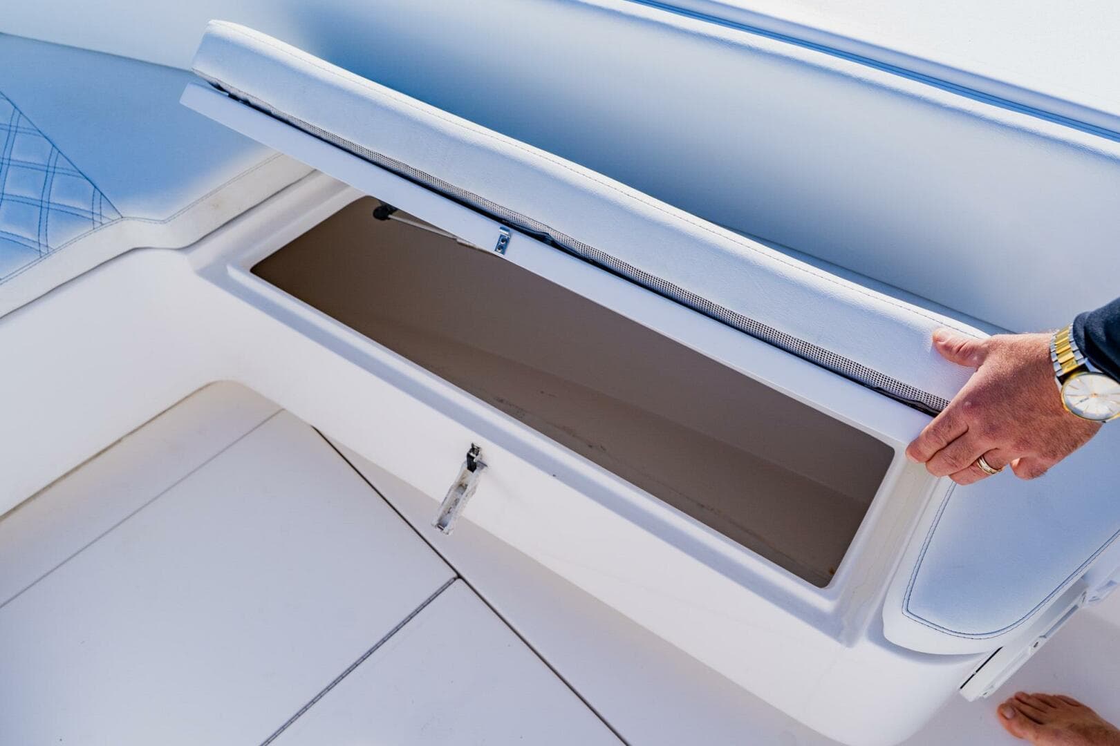 2015 Contender ST — photo 10