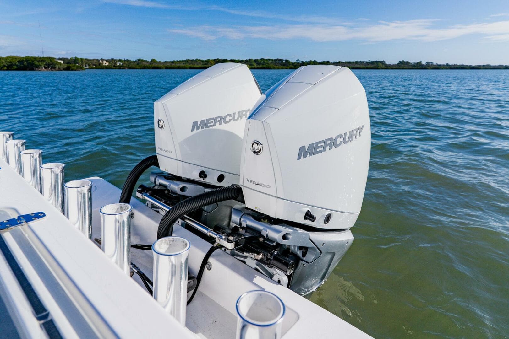 2015 Contender ST — photo 28