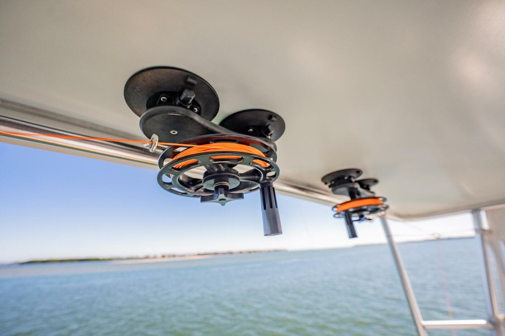 2001 Post 42 Convertible — photo 54