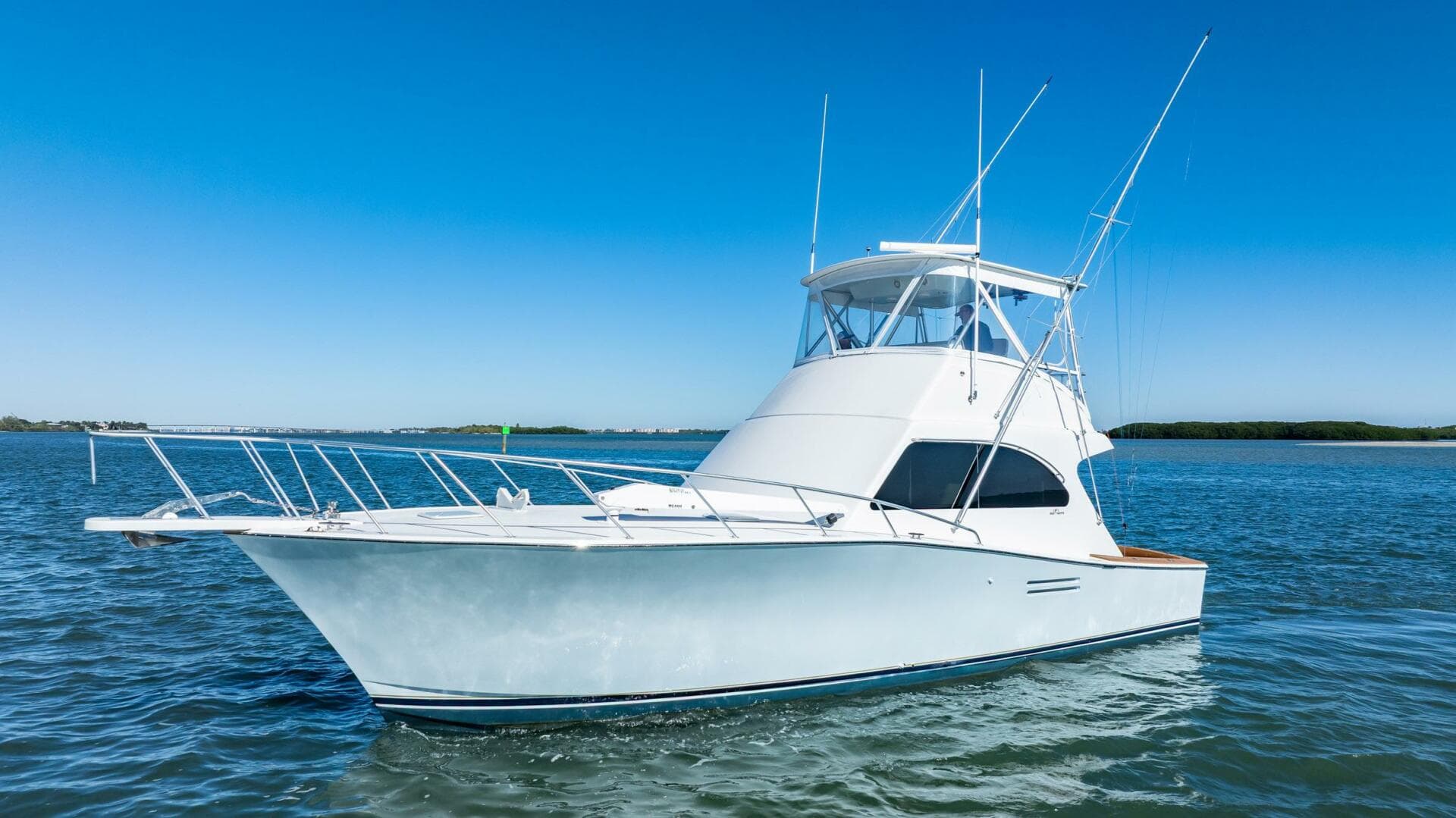 2001 Post 42 Convertible — photo 5