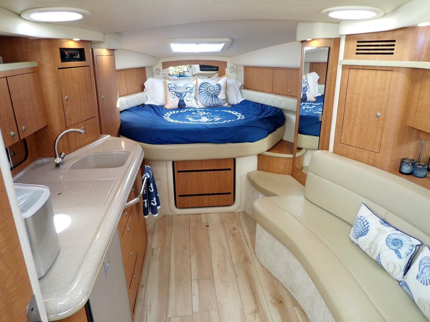 2006 Sea Ray 340 Sundancer — photo 19