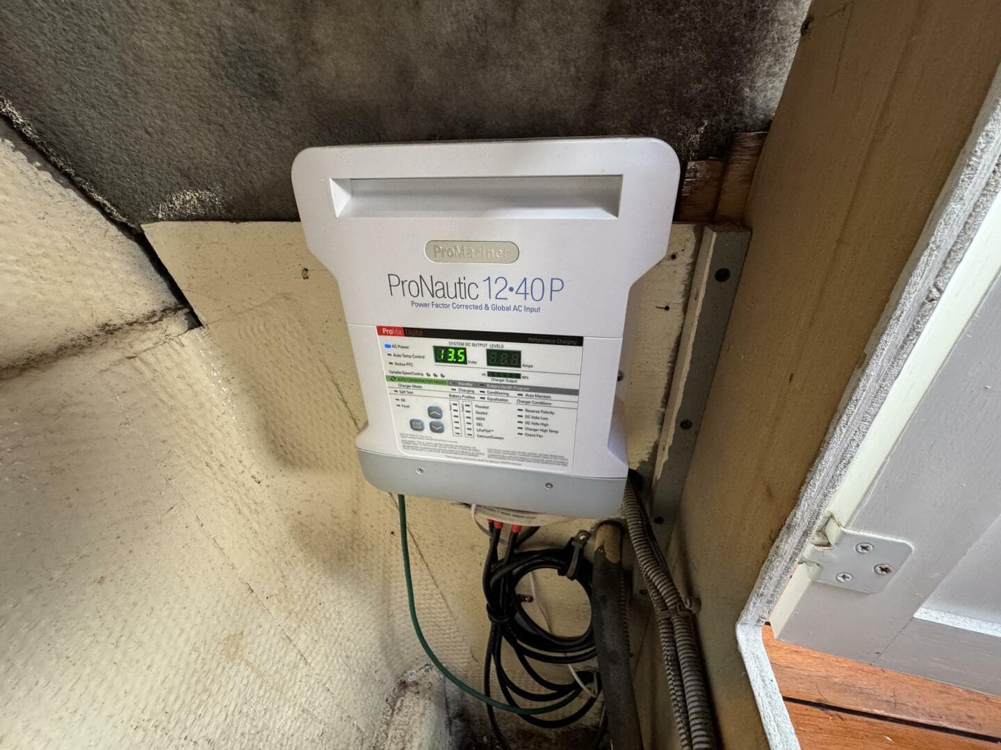 1986 Luhrs — photo 26