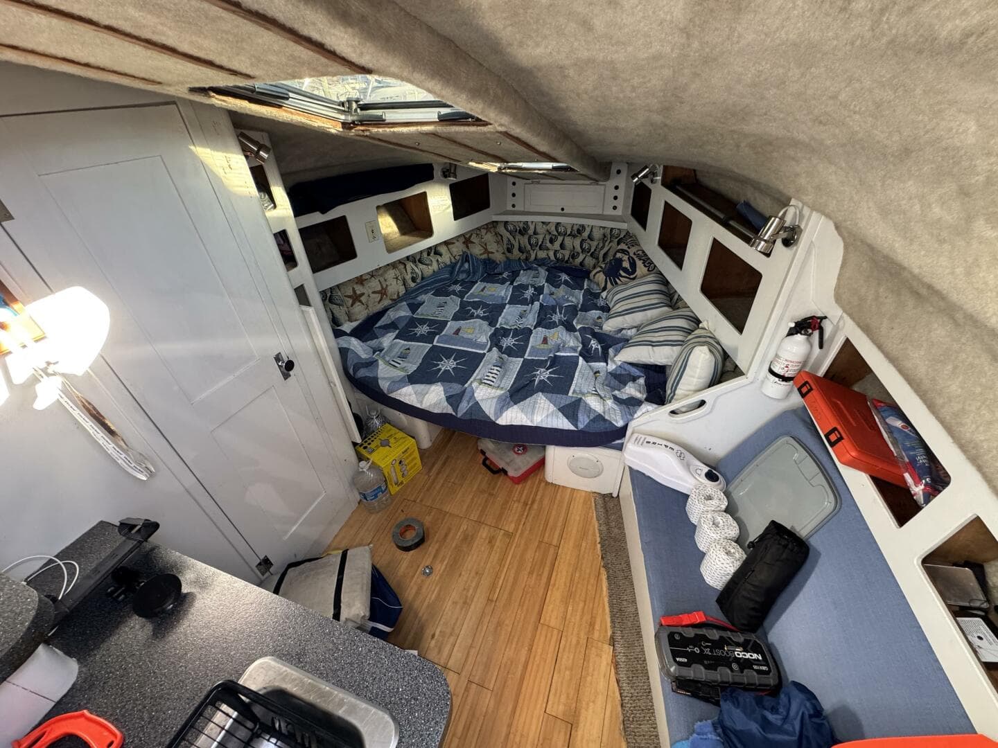 1986 Luhrs — photo 19