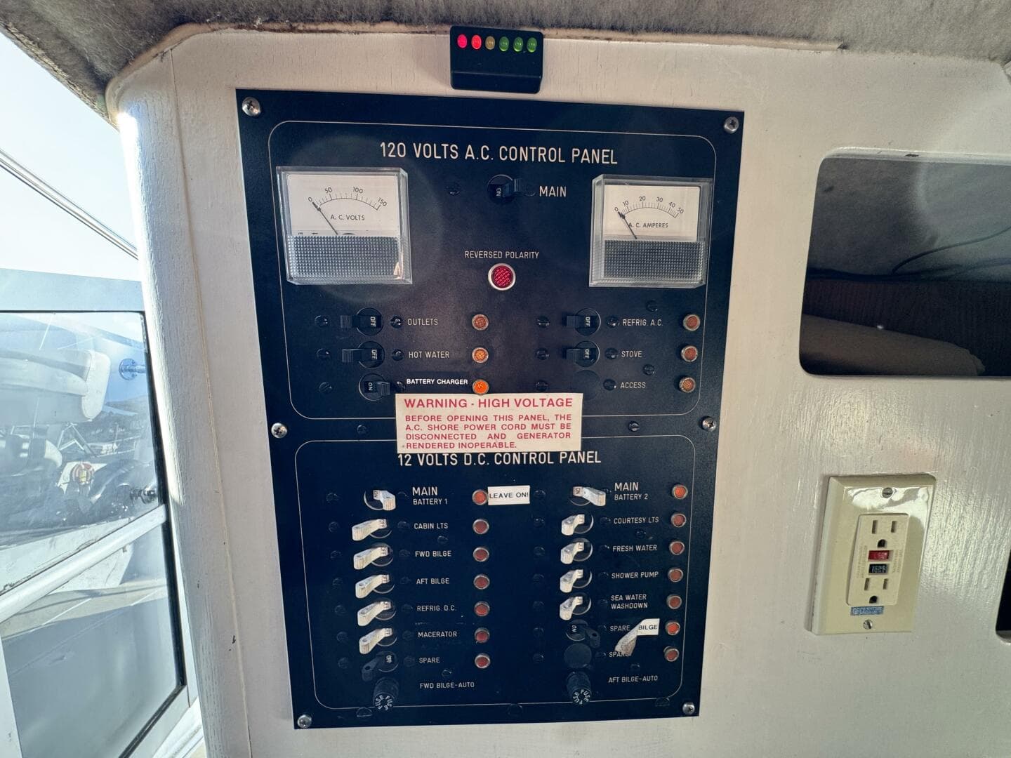 1986 Luhrs — photo 28