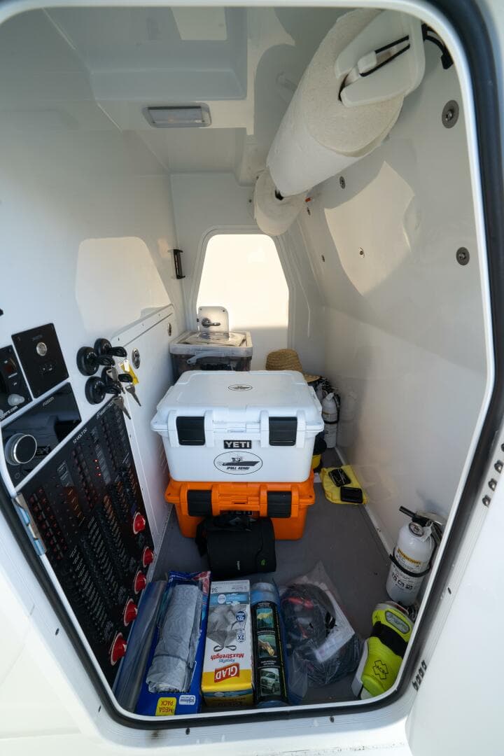 2024 Freeman 38 — photo 25