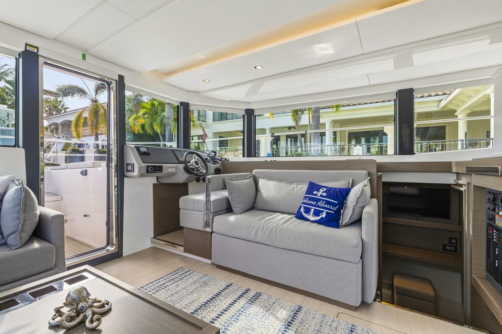 2023 Leopard 46 Pc — photo 39