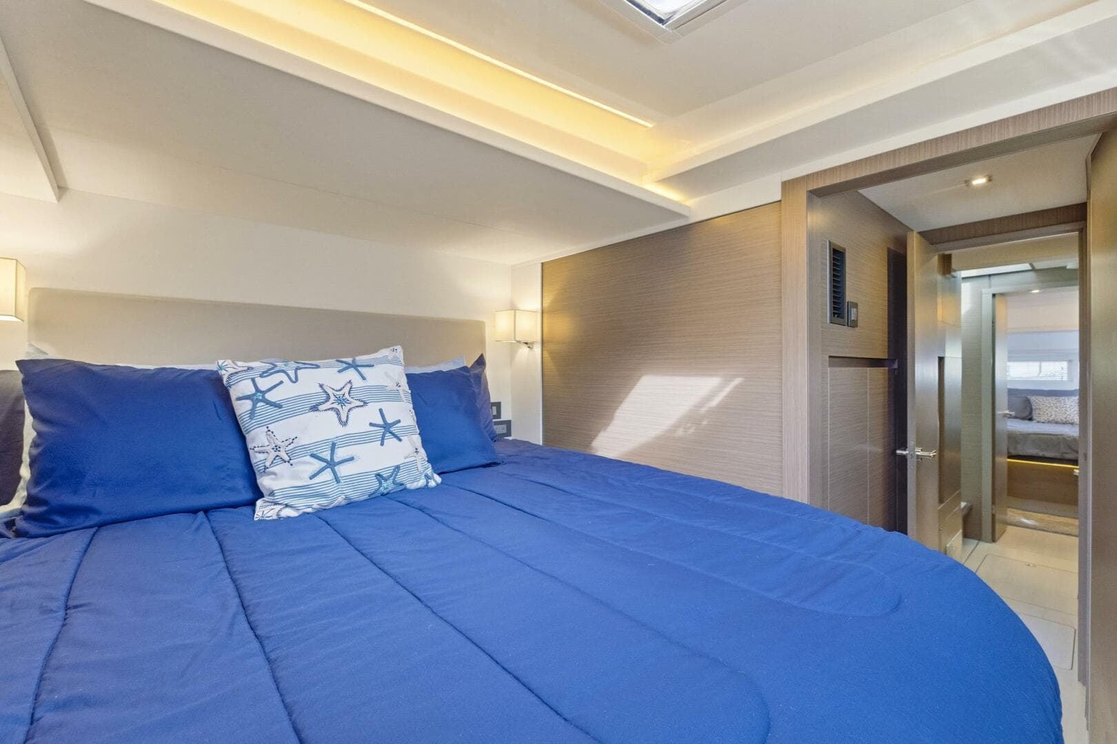 2023 Leopard 46 Pc — photo 59