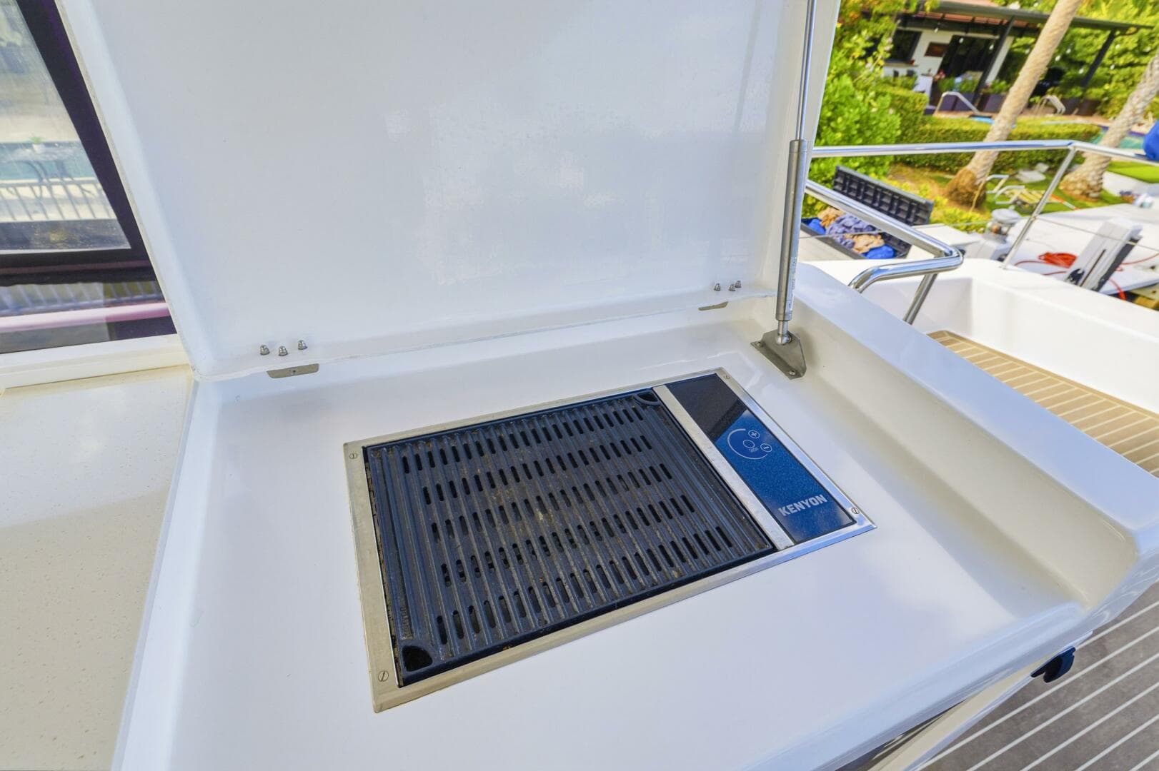 2023 Leopard 46 Pc — photo 35