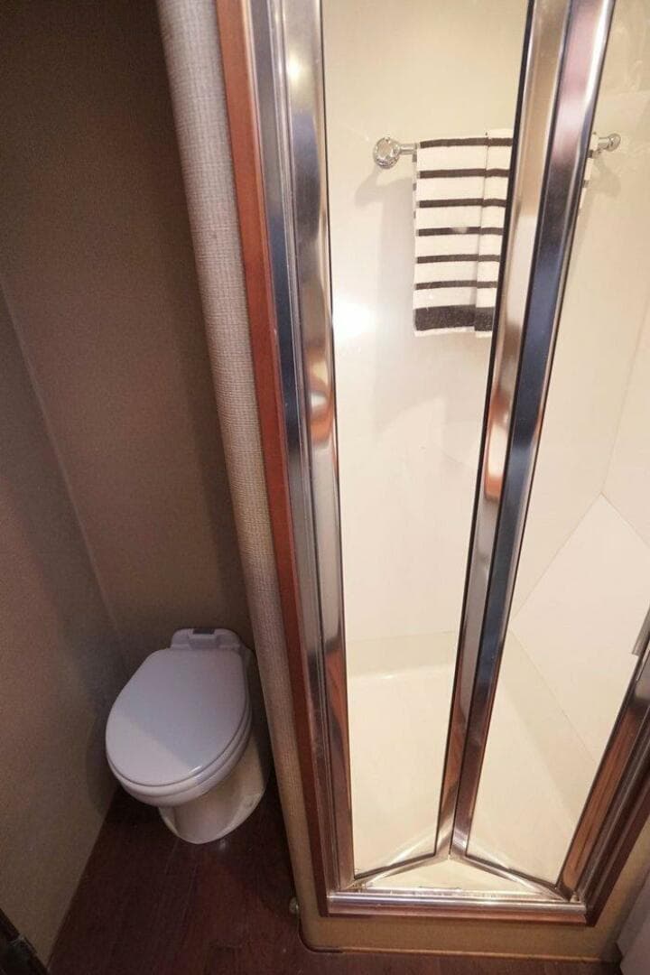 2003 Huckins — photo 30