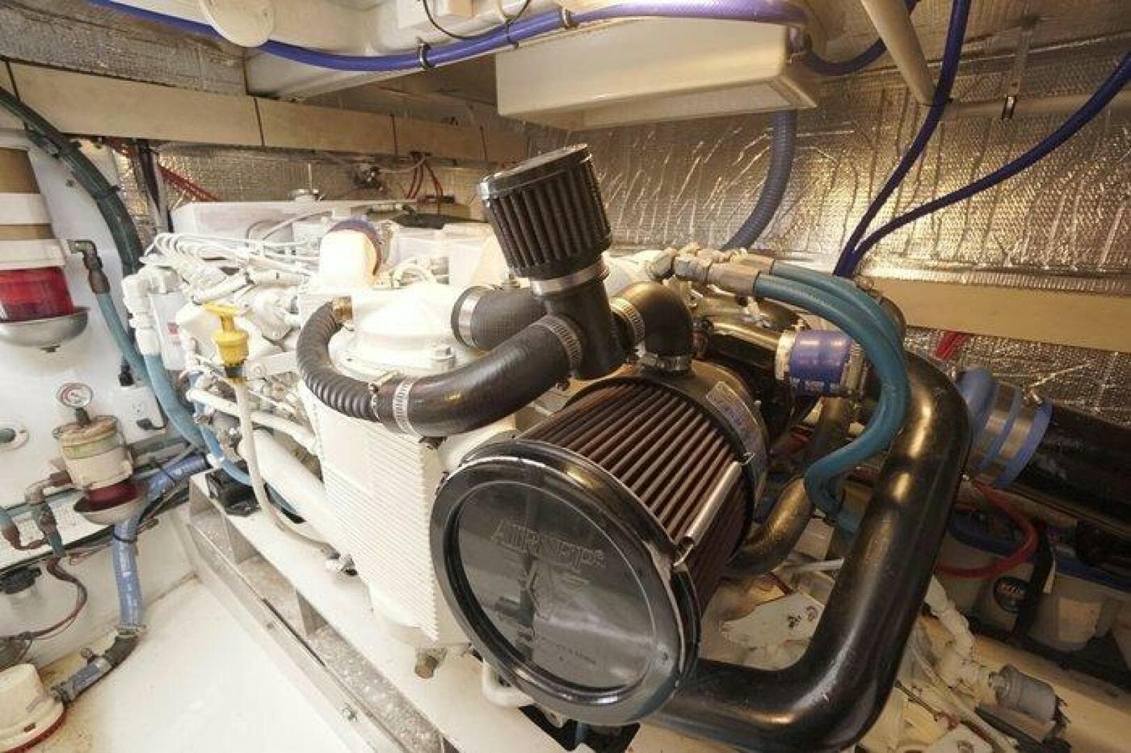 2003 Huckins — photo 37