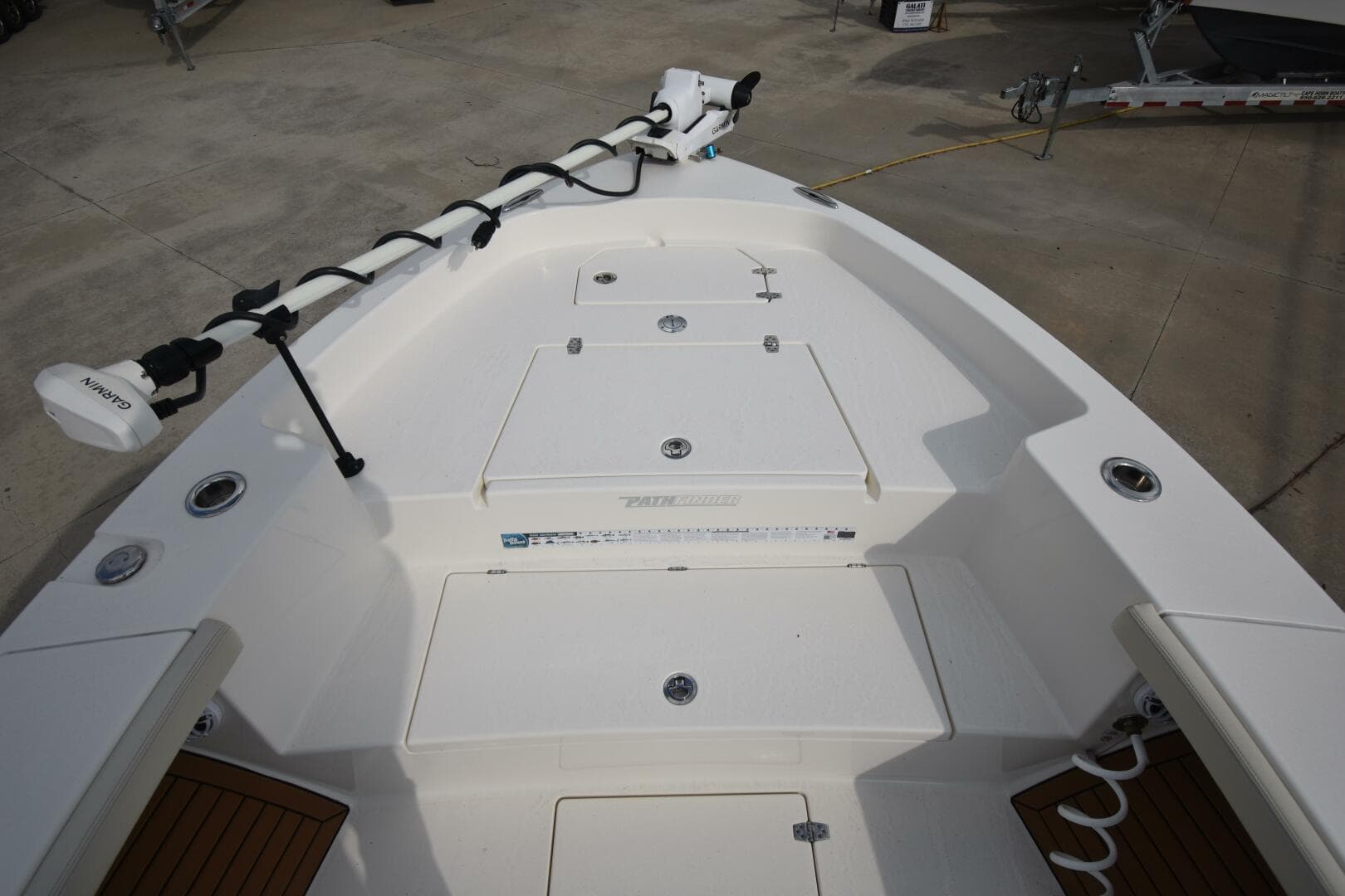 2023 Pathfinder 2700 Open — photo 29