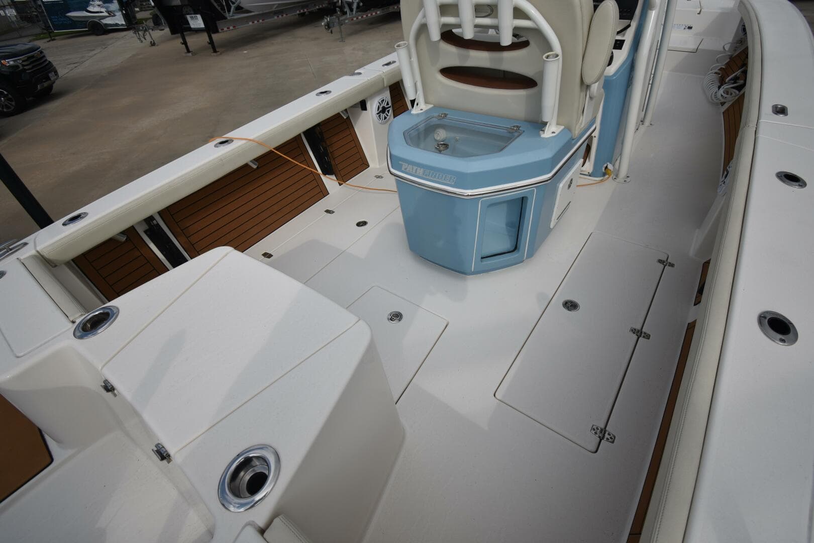 2023 Pathfinder 2700 Open — photo 14