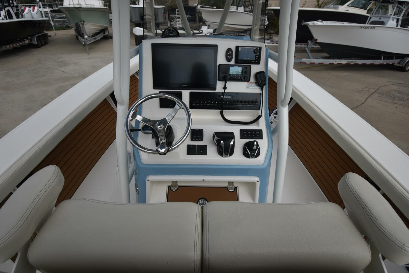 2023 Pathfinder 2700 Open — photo 20
